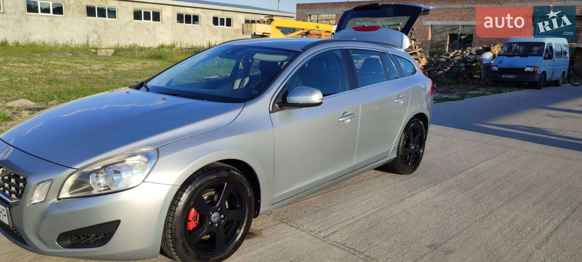 Volvo V60 2011 VIN YV1FW5250B1015012 фото оголошення 2 з 39