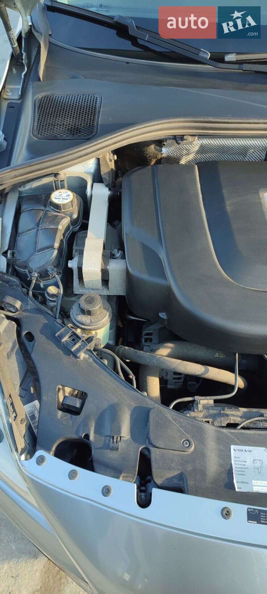 Volvo V60 2011 VIN YV1FW5250B1015012 фото оголошення 4 з 39