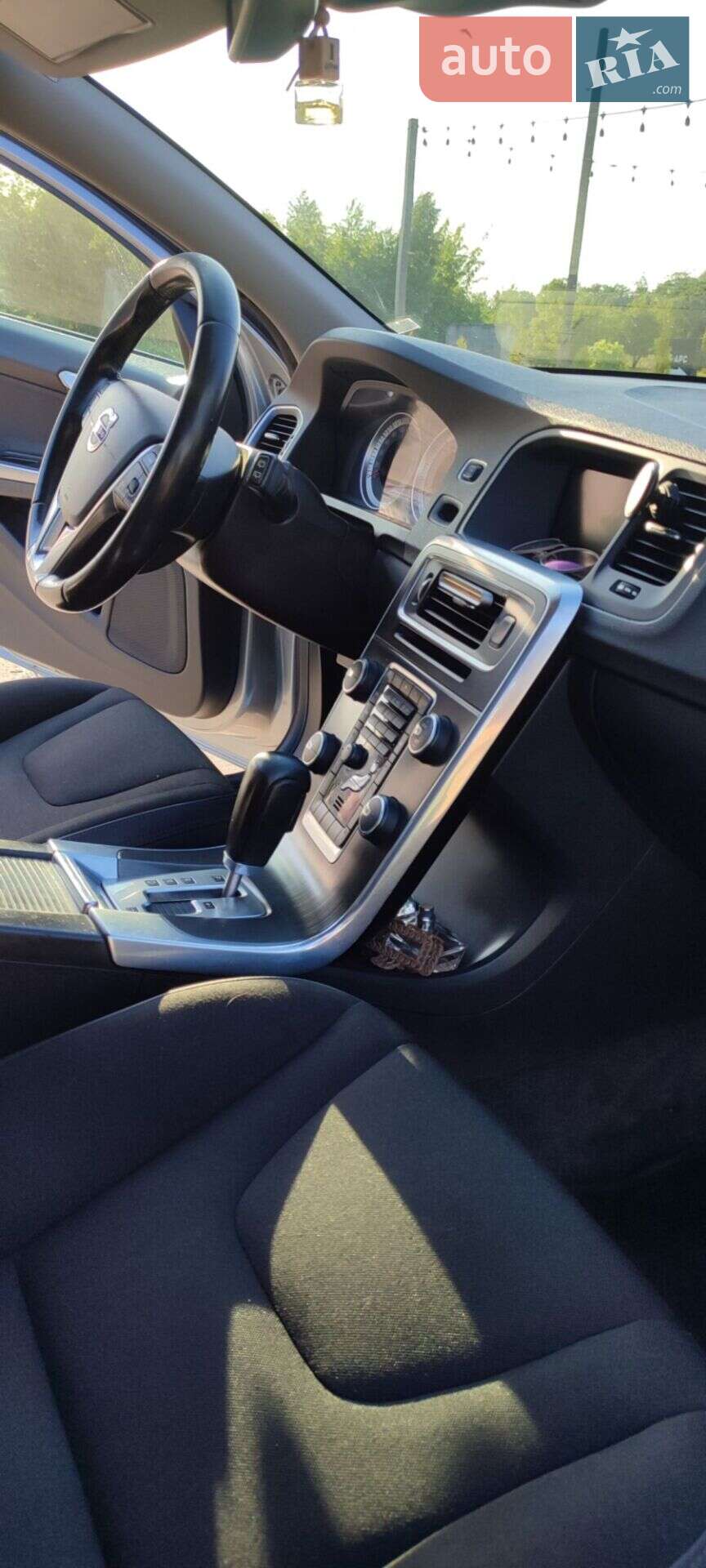 Volvo V60 2011 VIN YV1FW5250B1015012 фото оголошення 11 з 39