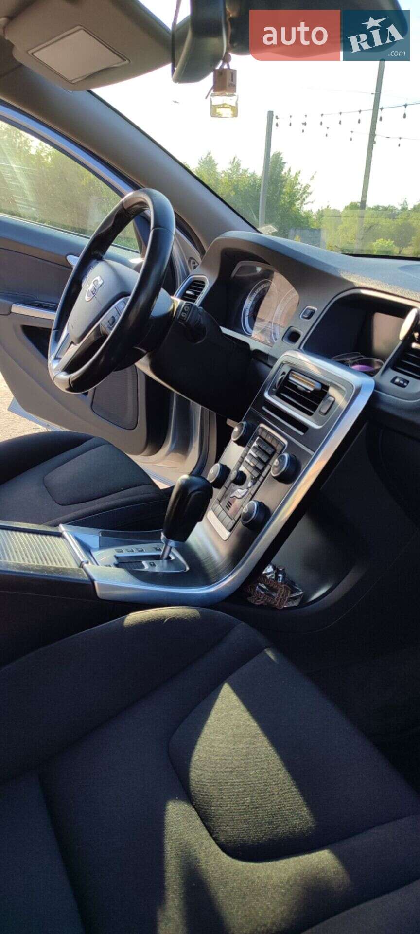 Volvo V60 2011 VIN YV1FW5250B1015012 фото оголошення 12 з 39