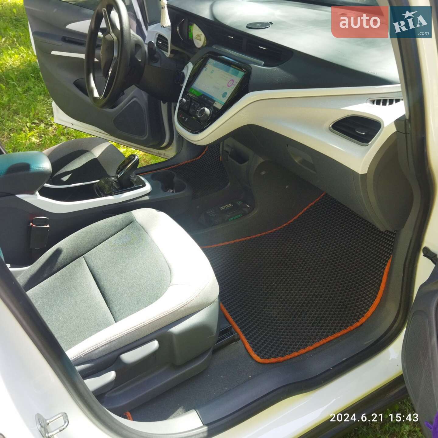 Chevrolet Bolt EV 2018 VIN 1G1FW6S00J4127097 фото оголошення 3 з 13
