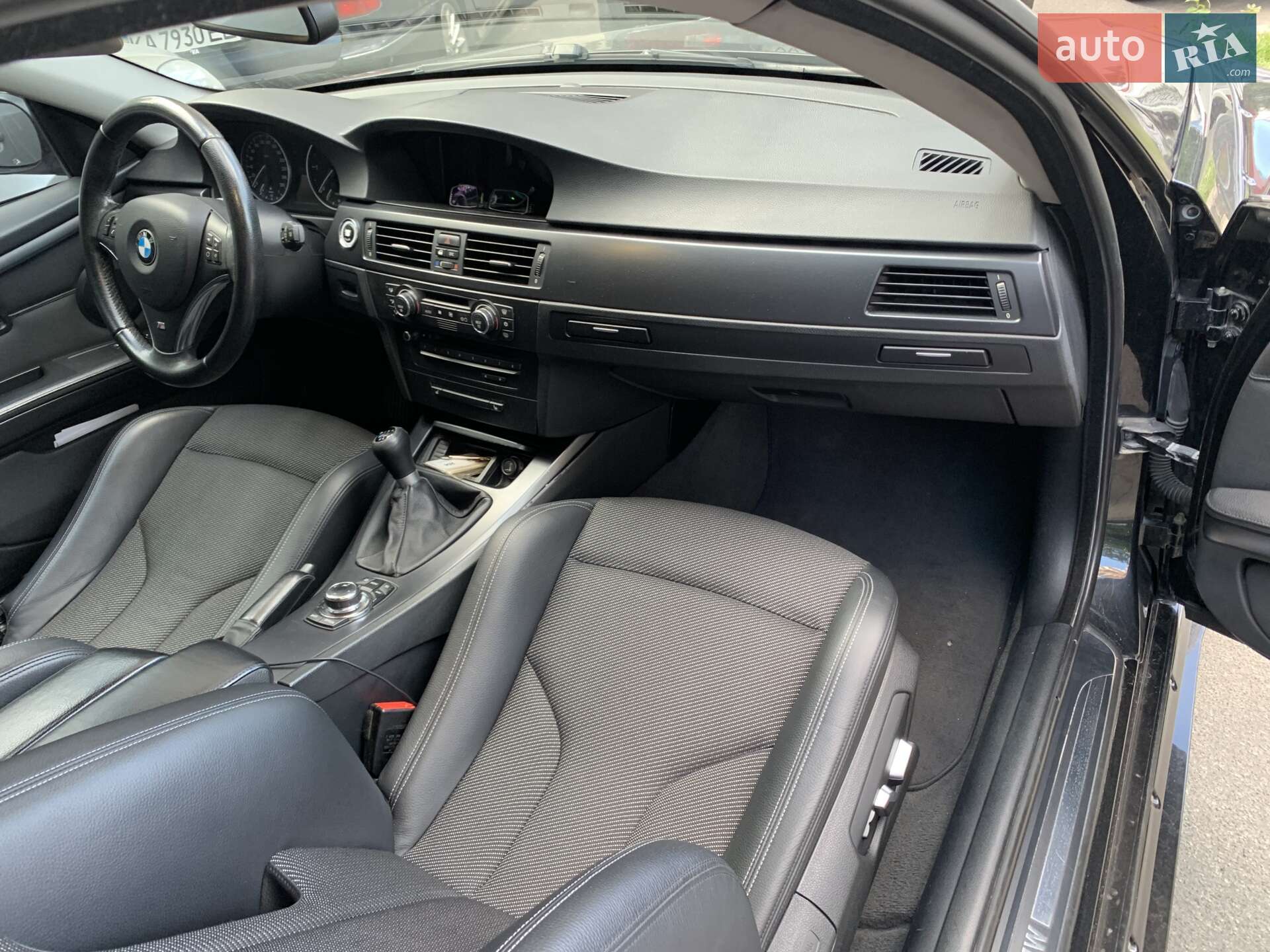 BMW 3 Series 2009 VIN WBAWD11000P358674 фото оголошення 5 з 26