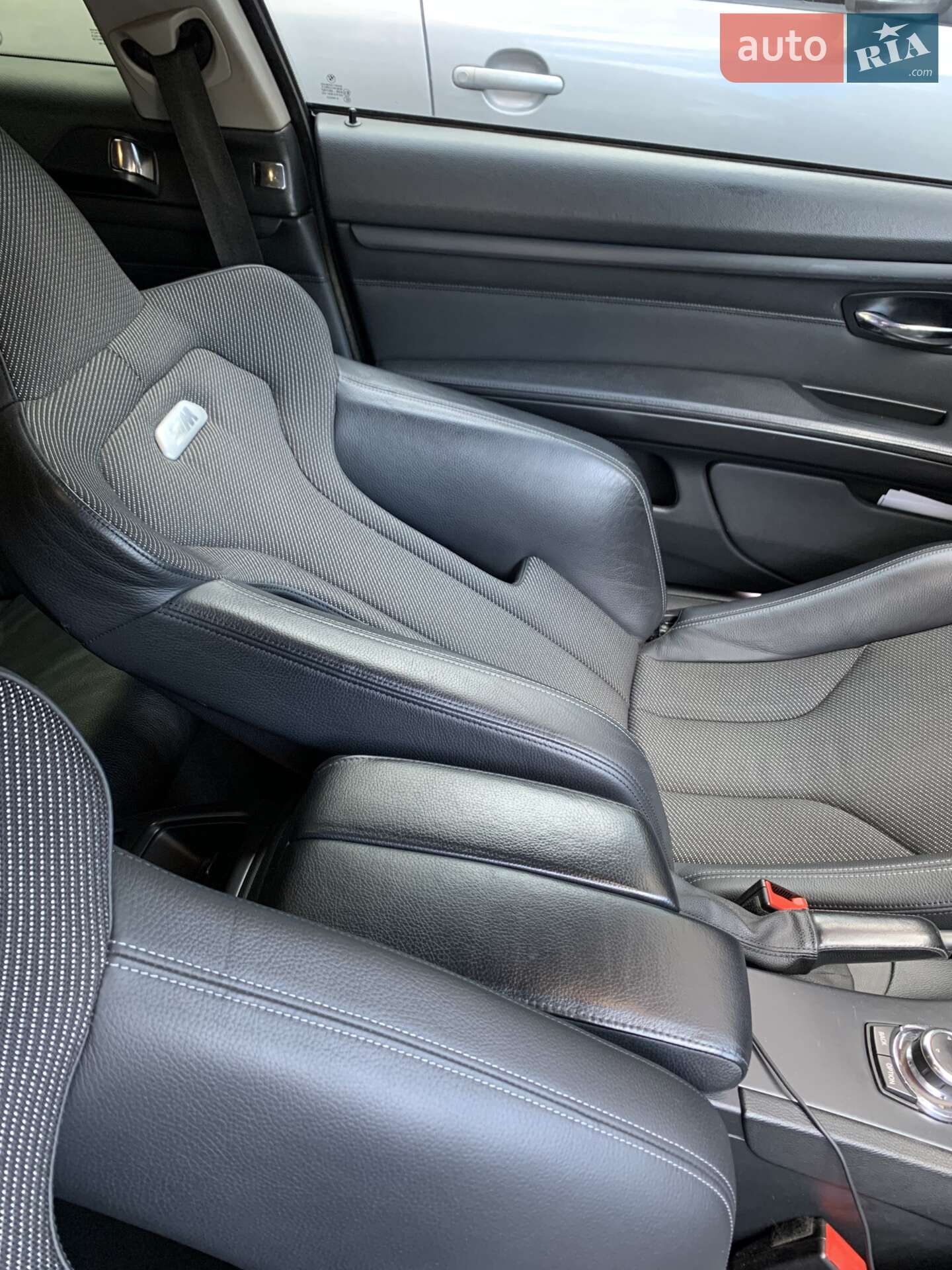 BMW 3 Series 2009 VIN WBAWD11000P358674 фото оголошення 6 з 26