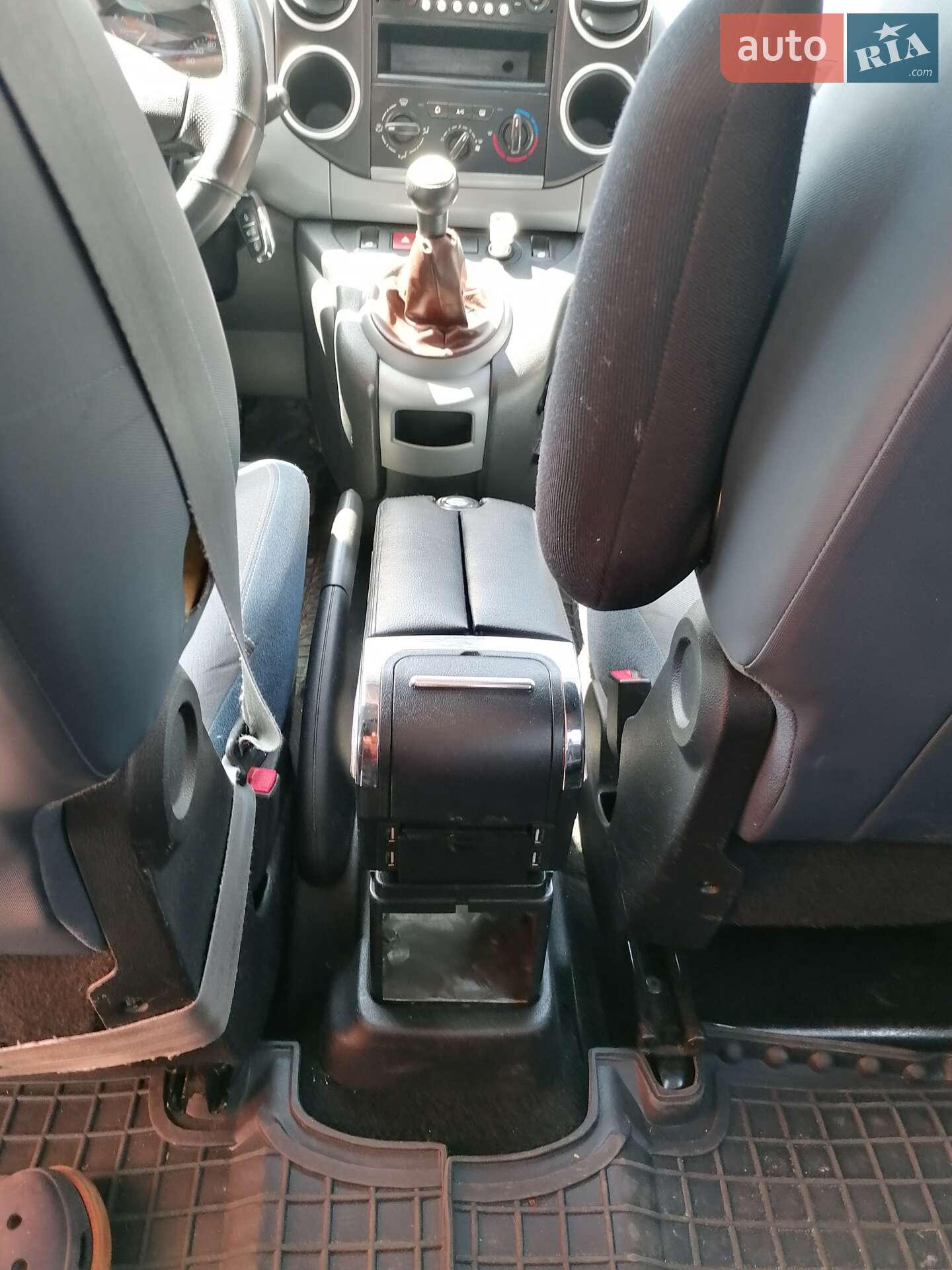 Citroen Berlingo 2010 VIN VF77N9HTCAJ764595 фото оголошення 8 з 23