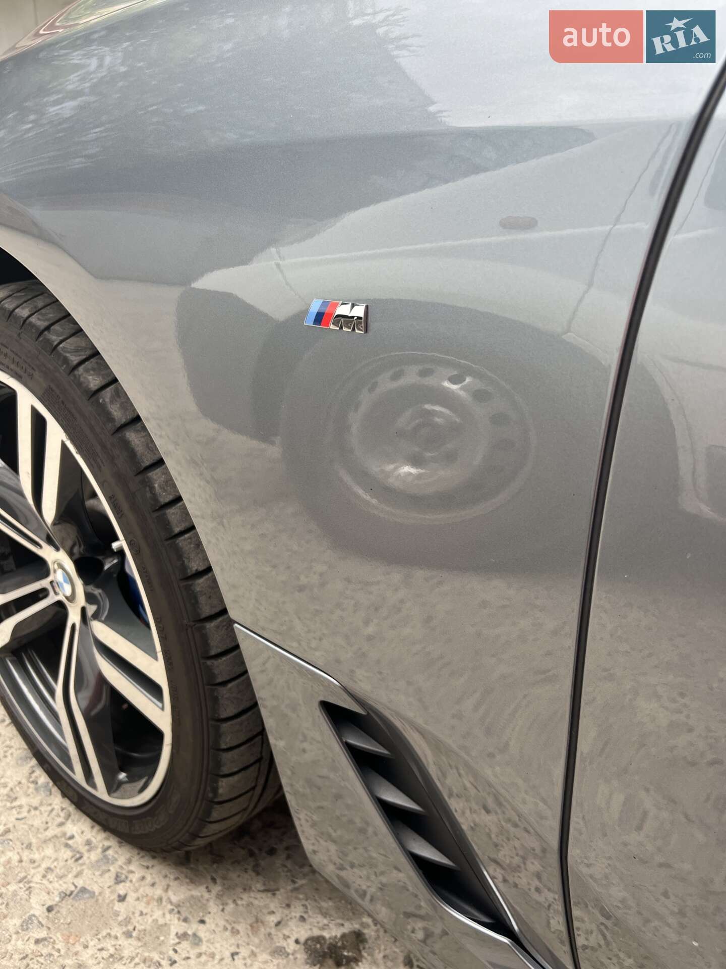 BMW 6 Series GT 2017 VIN WBAJW81050BE17523 фото оголошення 8 з 14