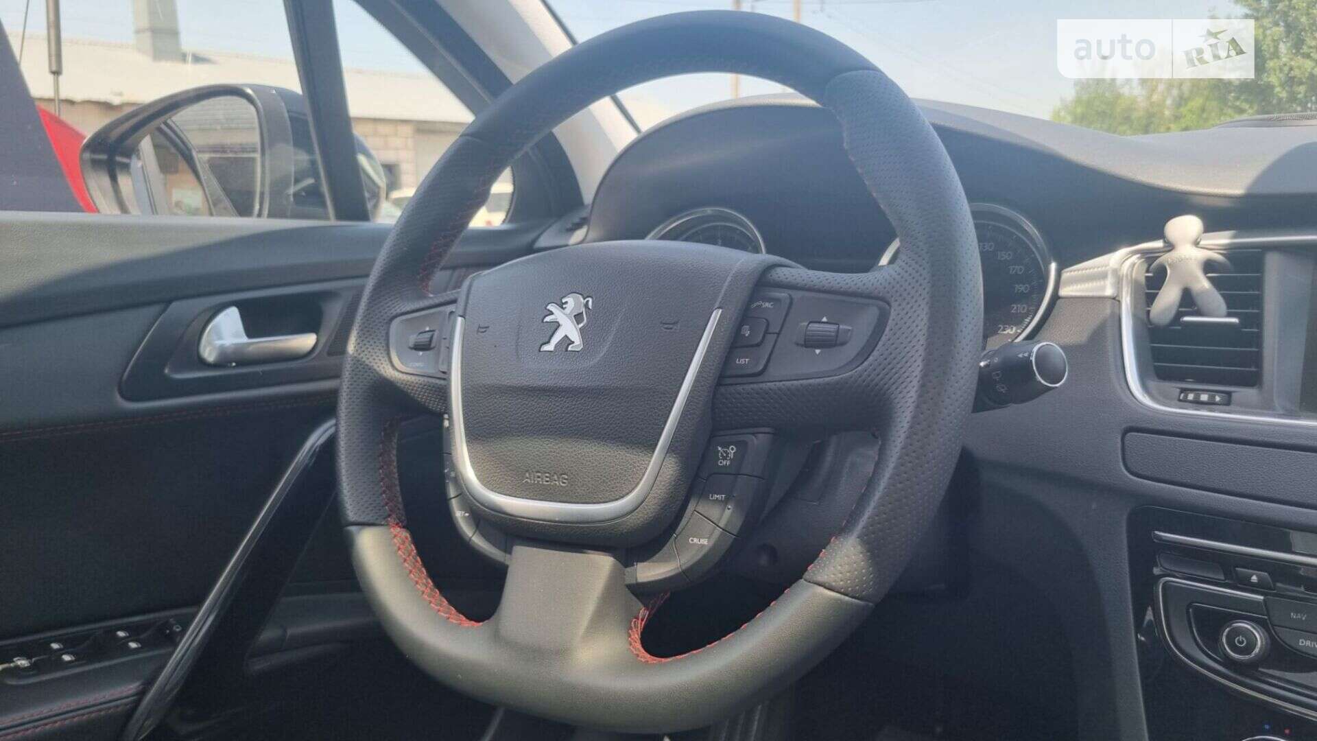 Peugeot 508 2016 VIN VF38EAHWTGL028553 фото оголошення 44 з 46