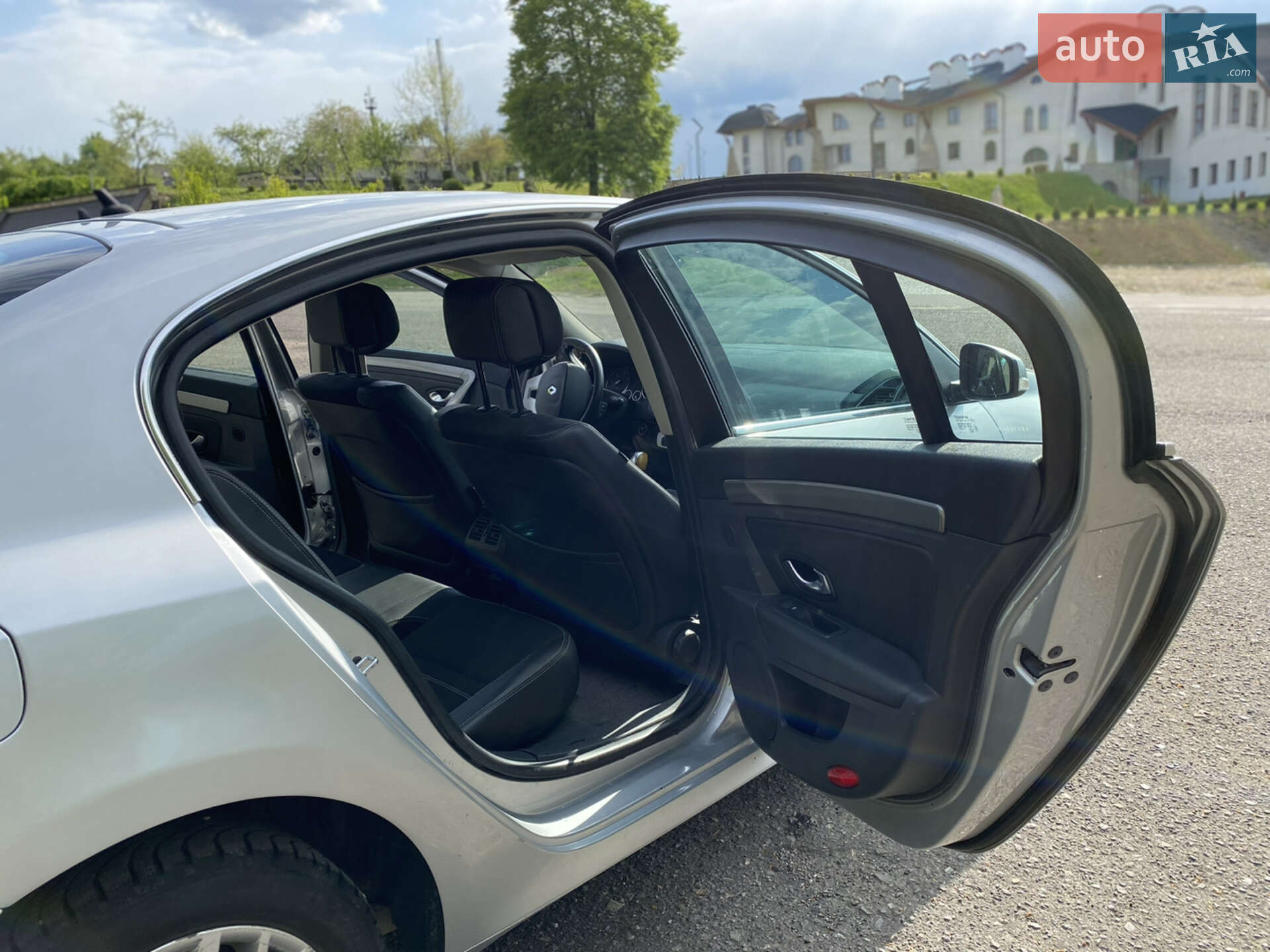 Renault Laguna 2013 VIN VF1BT12C649518986 фото оголошення 10 з 11