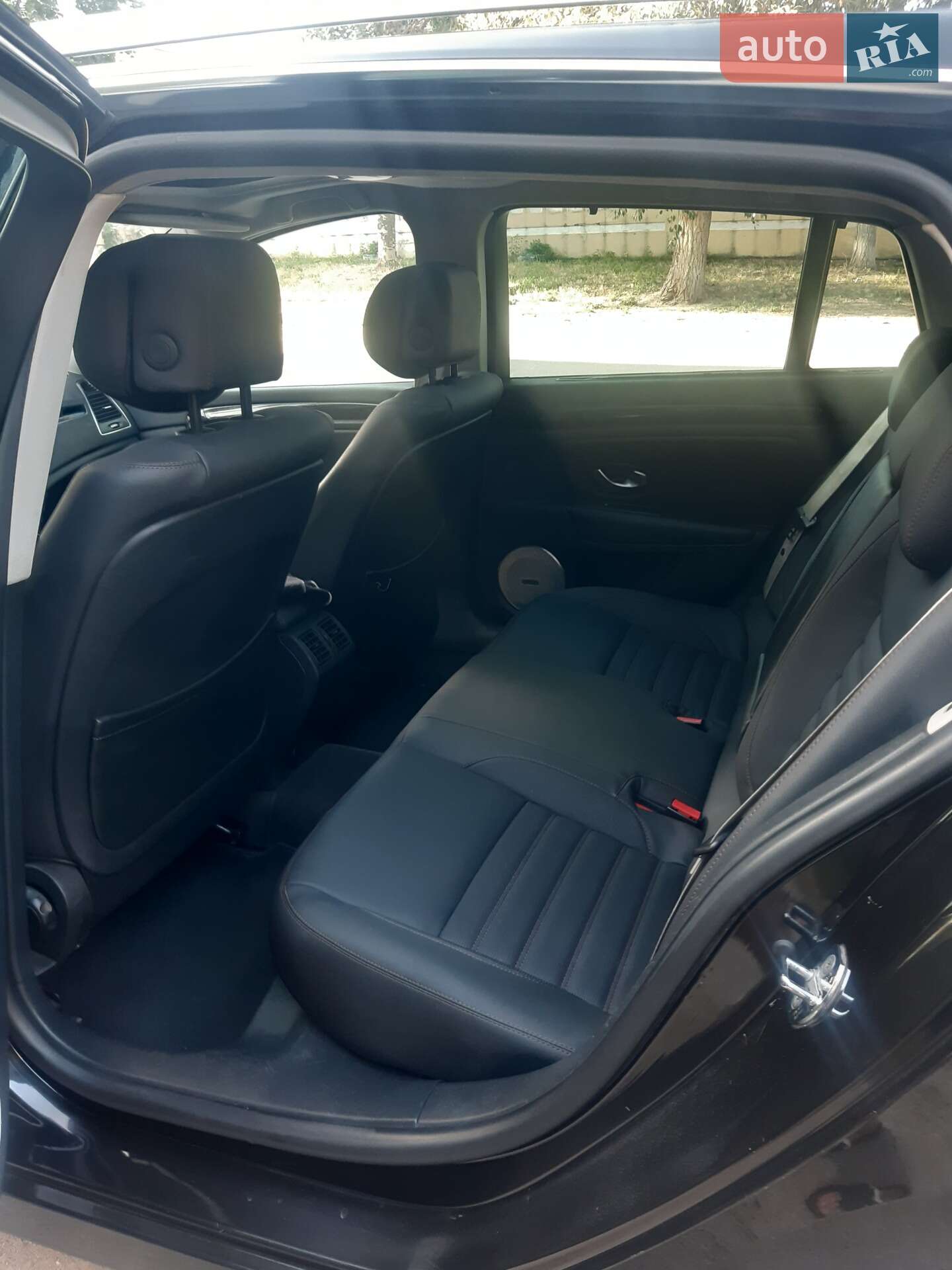 Renault Laguna 2014 VIN VF1KT1SGE50514052 фото оголошення 3 з 6