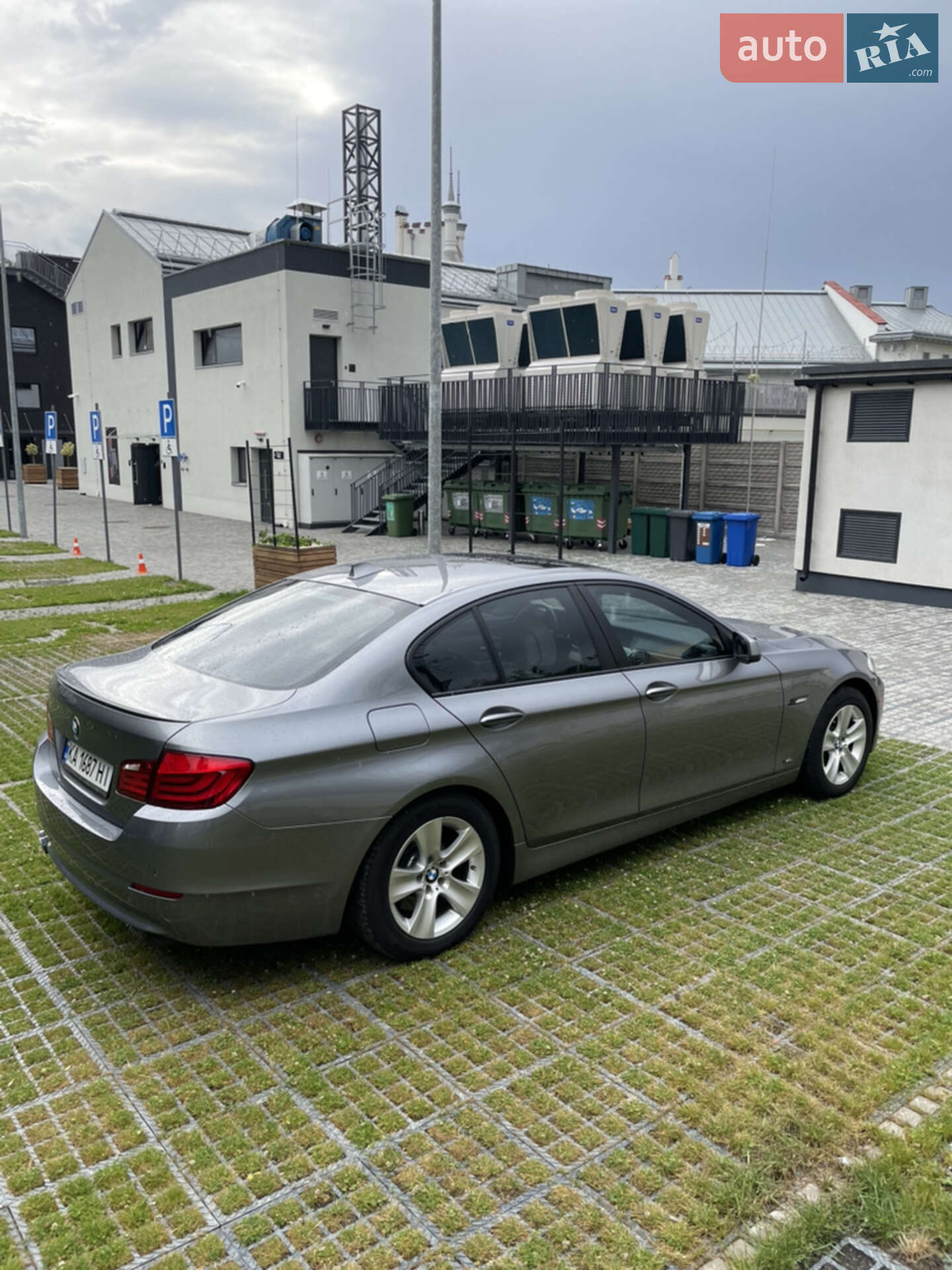BMW 5 Series 2012 VIN WBAXH5C54DDW12984 фото оголошення 4 з 70