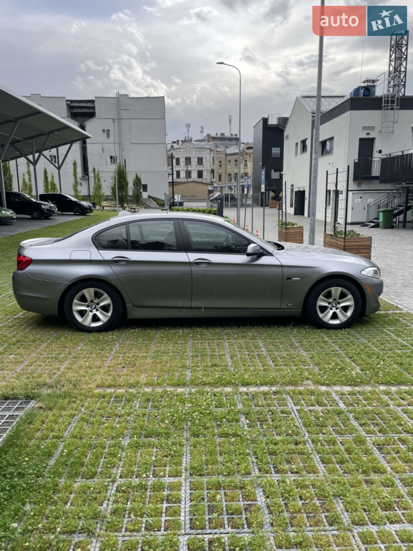 BMW 5 Series 2012 VIN WBAXH5C54DDW12984 фото оголошення 6 з 70