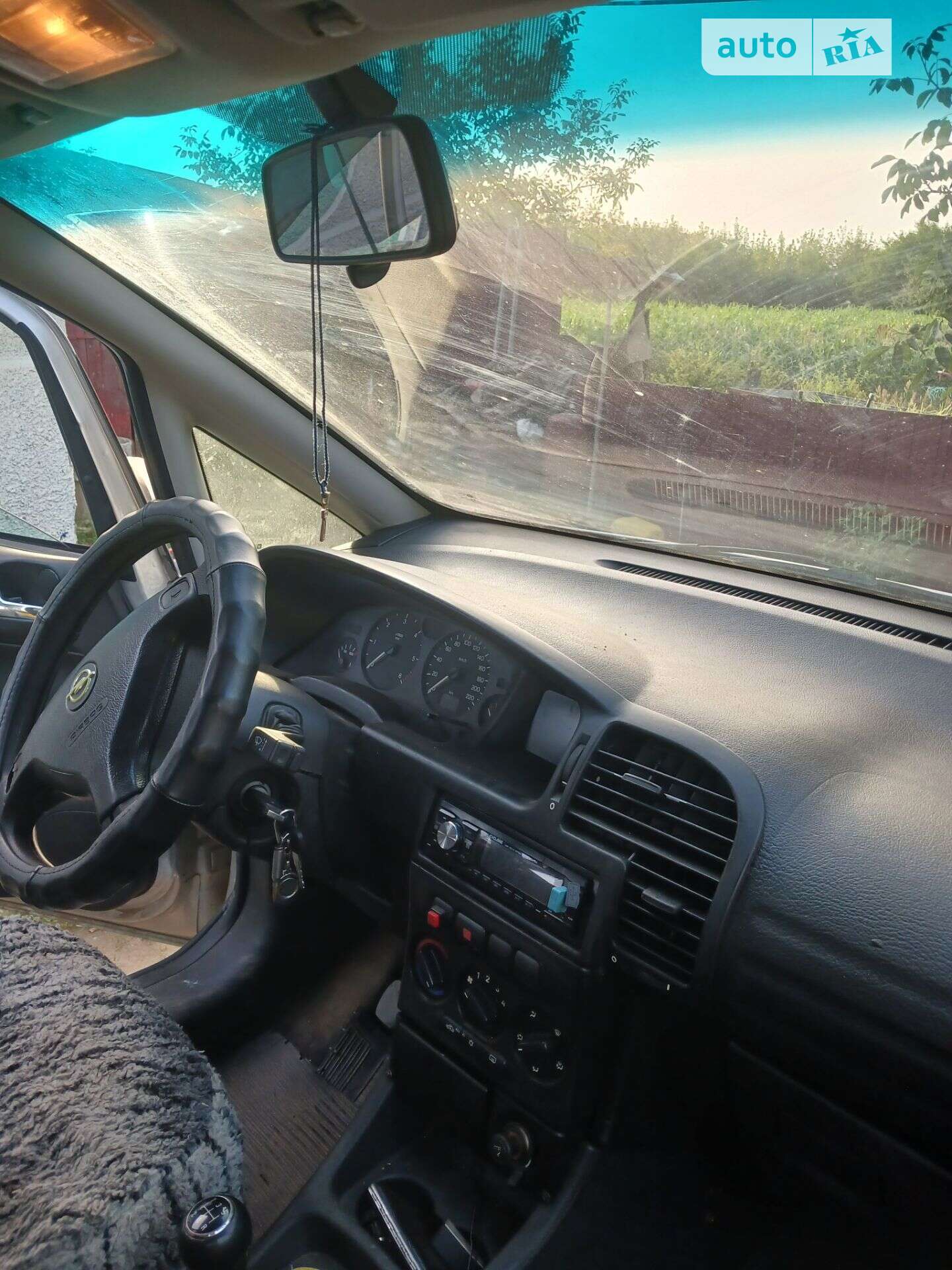 Opel Zafira 2000 VIN W0L0TGF75Y2182391 фото оголошення 3 з 4