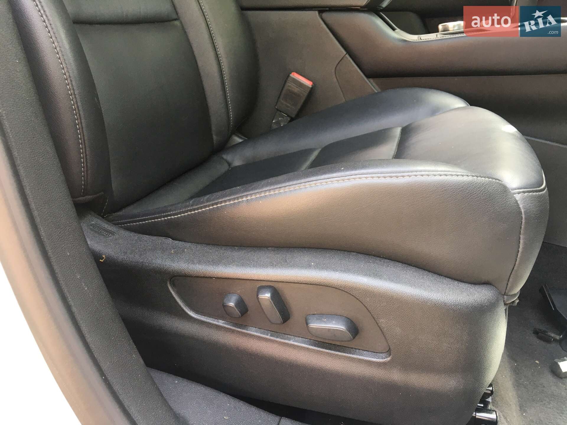 Cadillac XT4 2020 VIN 1GYFZCR41LF099236 фото оголошення 14 з 22
