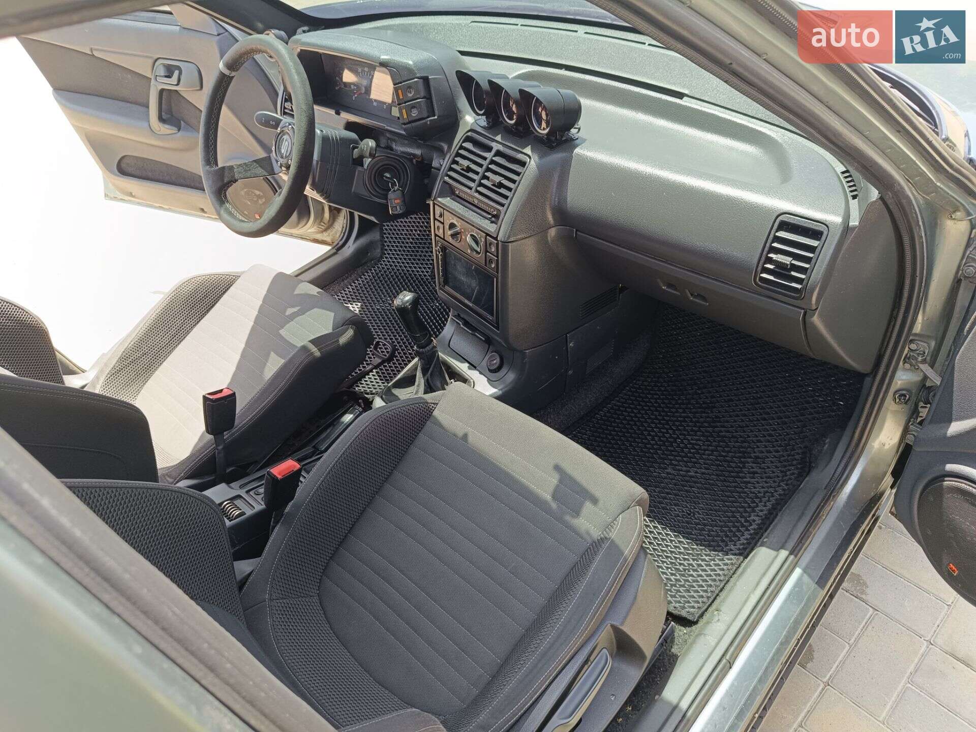 ВАЗ / Lada 2112 2006 VIN XTA21124060396952 фото оголошення 16 з 36