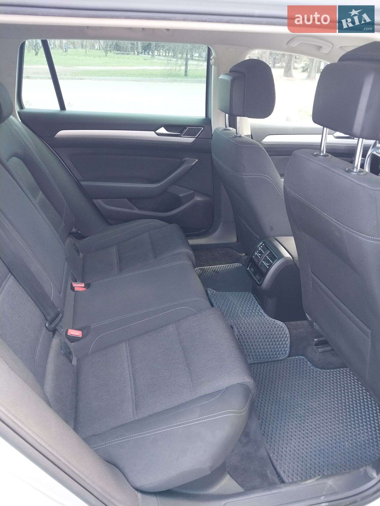 Volkswagen Passat 2016 VIN WVWZZZ3CZHP004413 фото оголошення 33 з 60