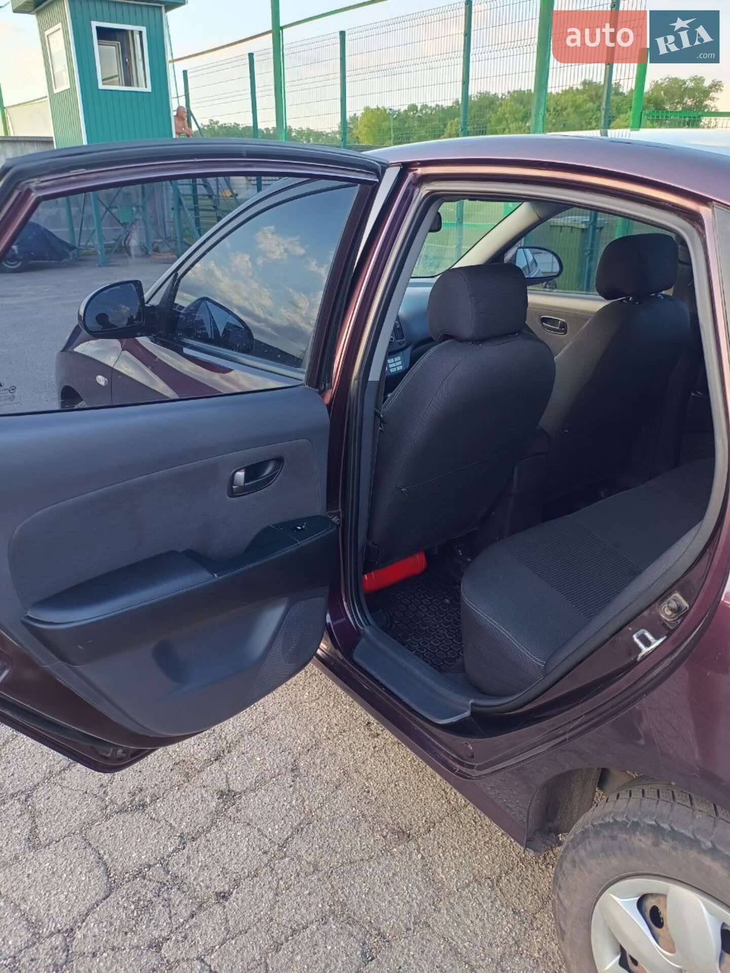 Hyundai Elantra 2008 VIN KMHDU41BP8U596416 фото оголошення 2 з 15