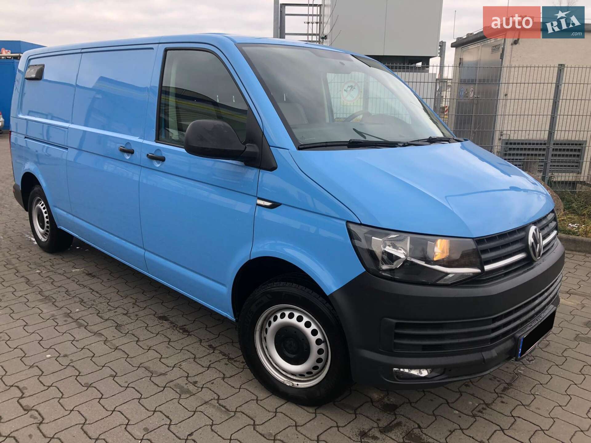Volkswagen Transporter 2015 VIN WV1ZZZ7HZGH024568 фото оголошення 10 з 18