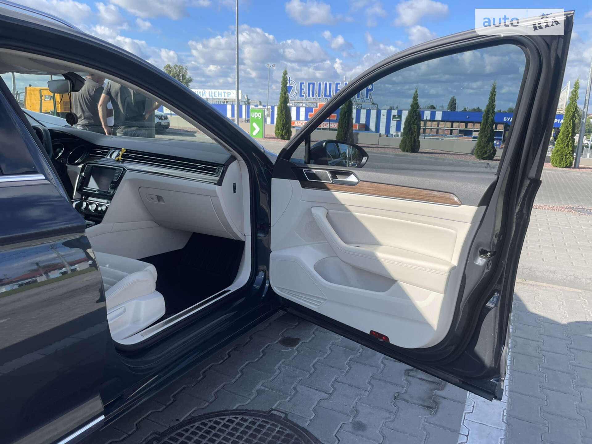 Volkswagen Passat 2015 VIN WVWZZZ3CZGP009050 фото оголошення 45 з 61