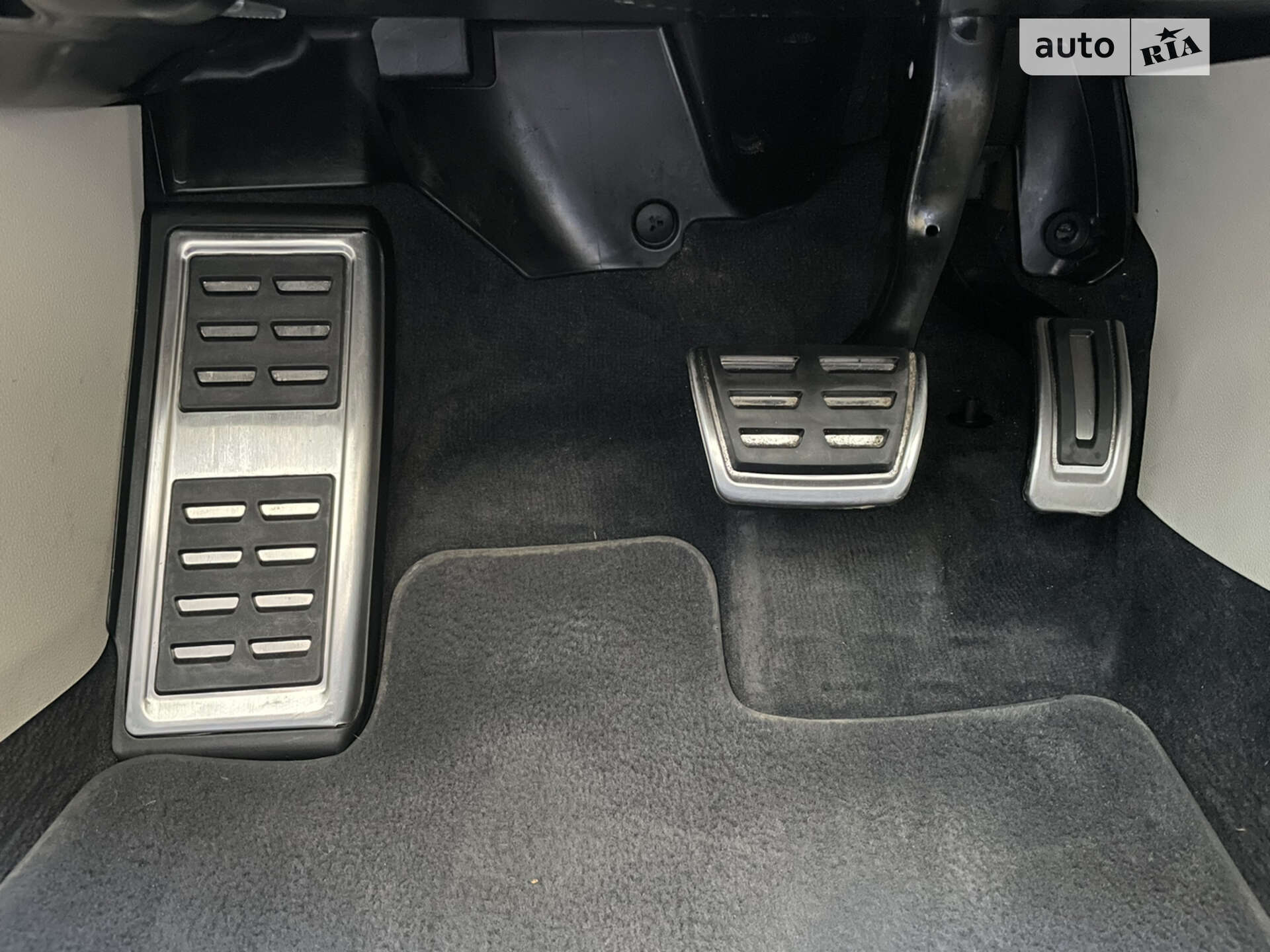 Volkswagen Passat 2015 VIN WVWZZZ3CZGP009050 фото оголошення 61 з 61