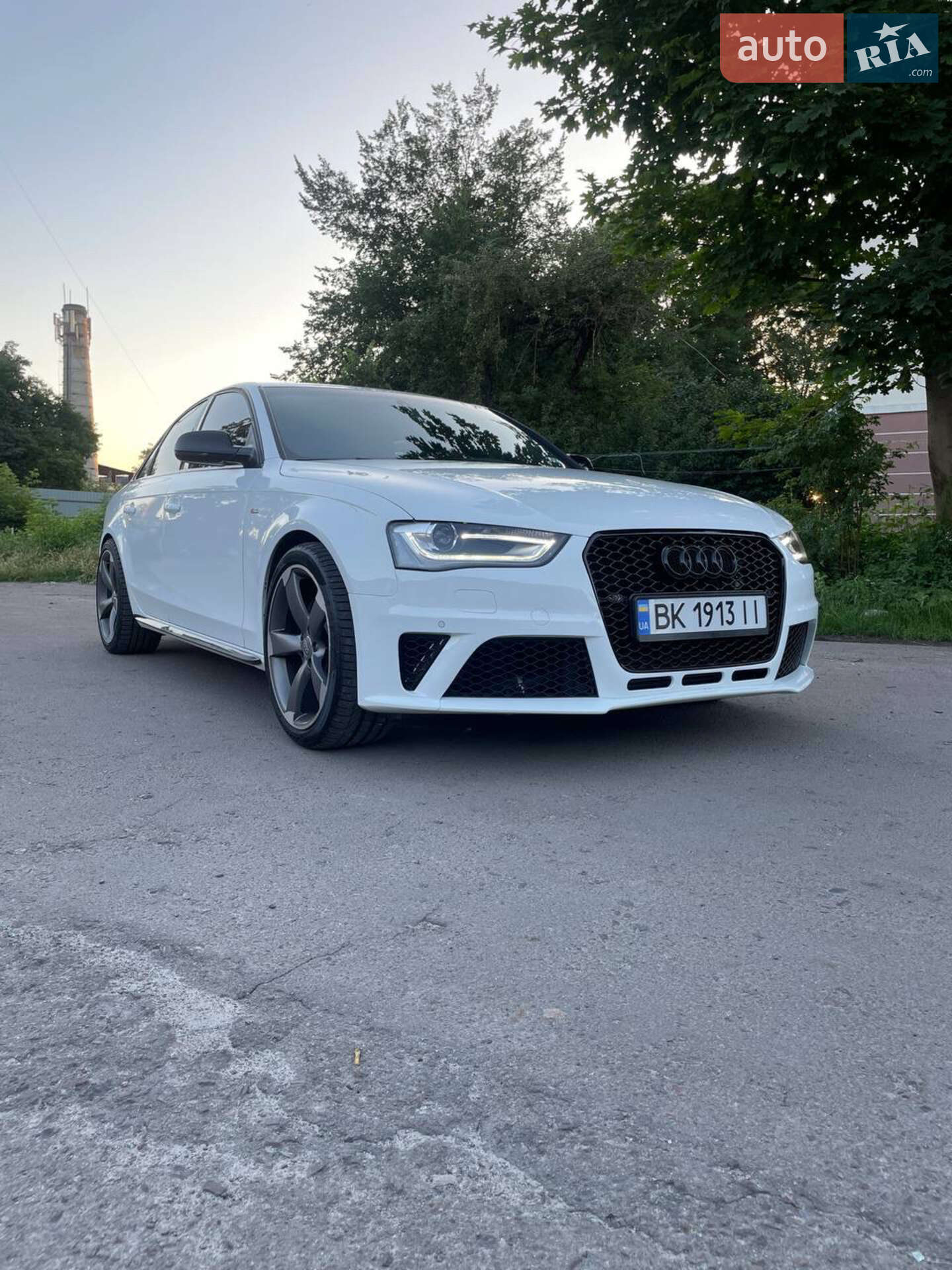 Audi A4 2014 VIN WAUFFAFL4FN018218 фото оголошення 5 з 10