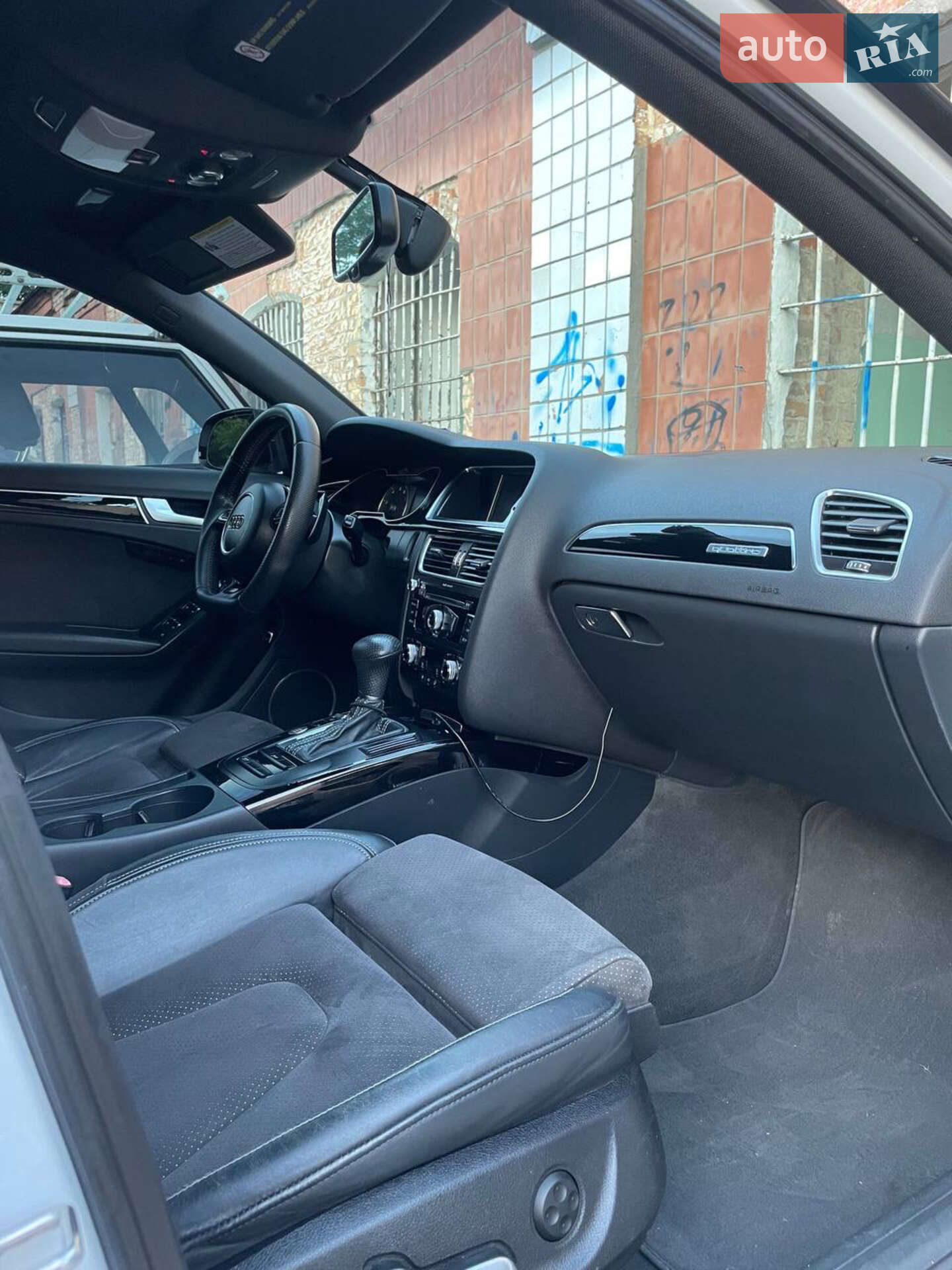 Audi A4 2014 VIN WAUFFAFL4FN018218 фото оголошення 10 з 10