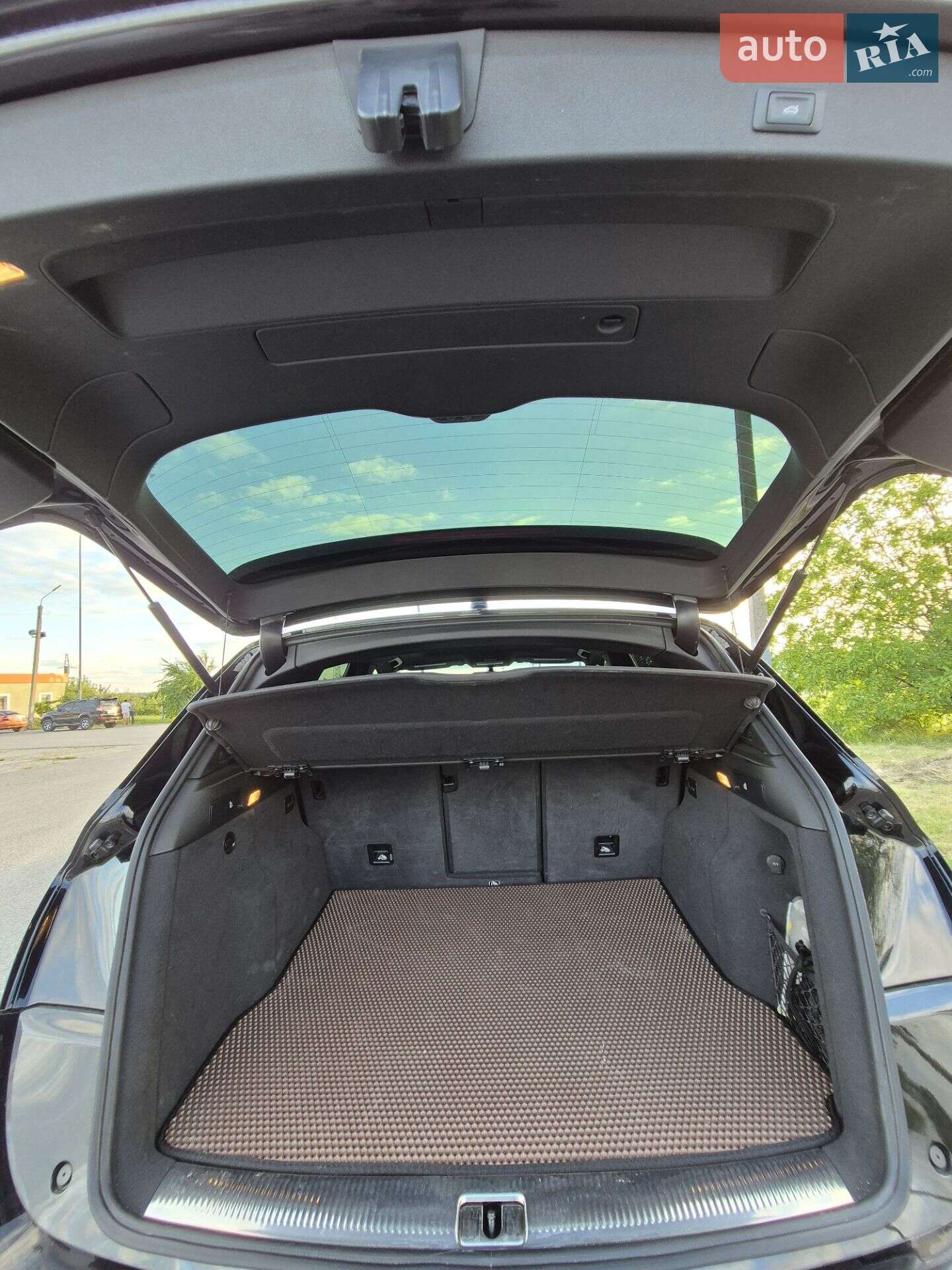 Audi Q5 2014 VIN WA1LFAFPXFA059592 фото оголошення 8 з 27