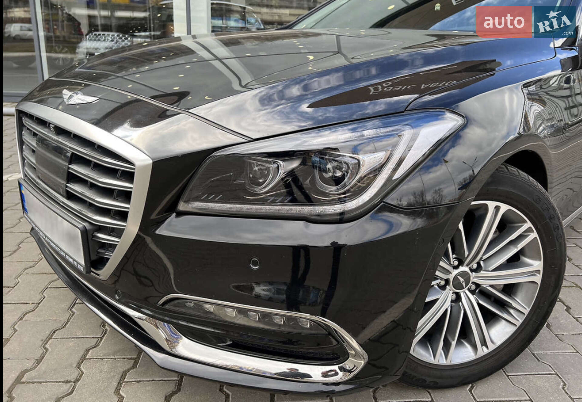 Hyundai Genesis 2017 VIN KMHGN411DHU232690 фото оголошення 7 з 33