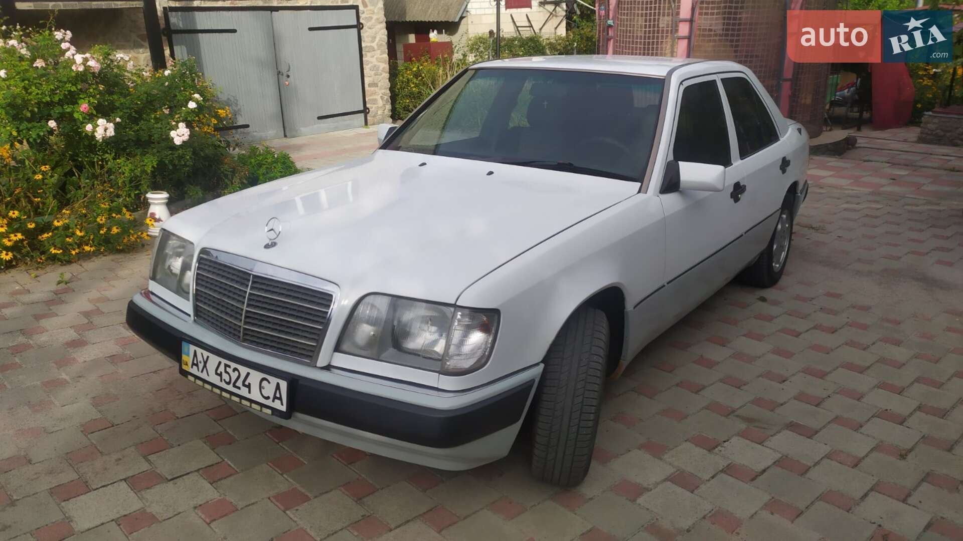 Mercedes-Benz E-Class 1992 VIN WDB1241301B664873 фото оголошення 12 з 23