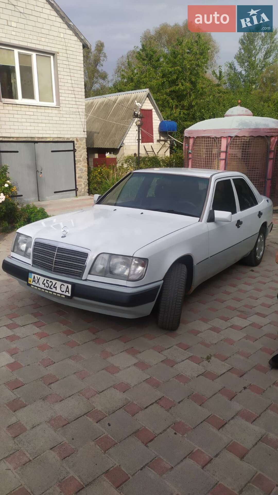Mercedes-Benz E-Class 1992 VIN WDB1241301B664873 фото оголошення 20 з 23