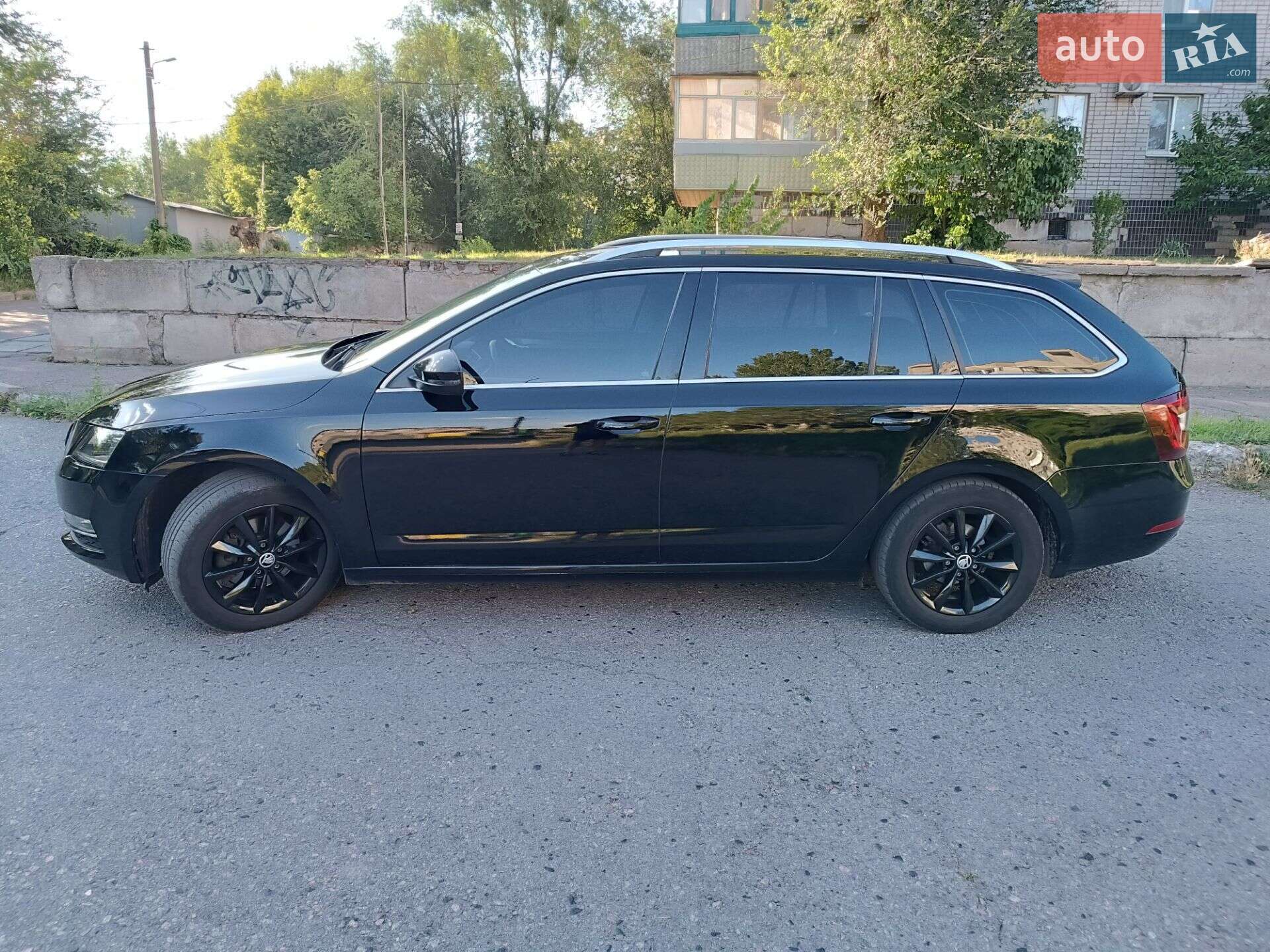 Skoda Octavia 2019 VIN TMBJJ9NE8K0144828 фото оголошення 7 з 50