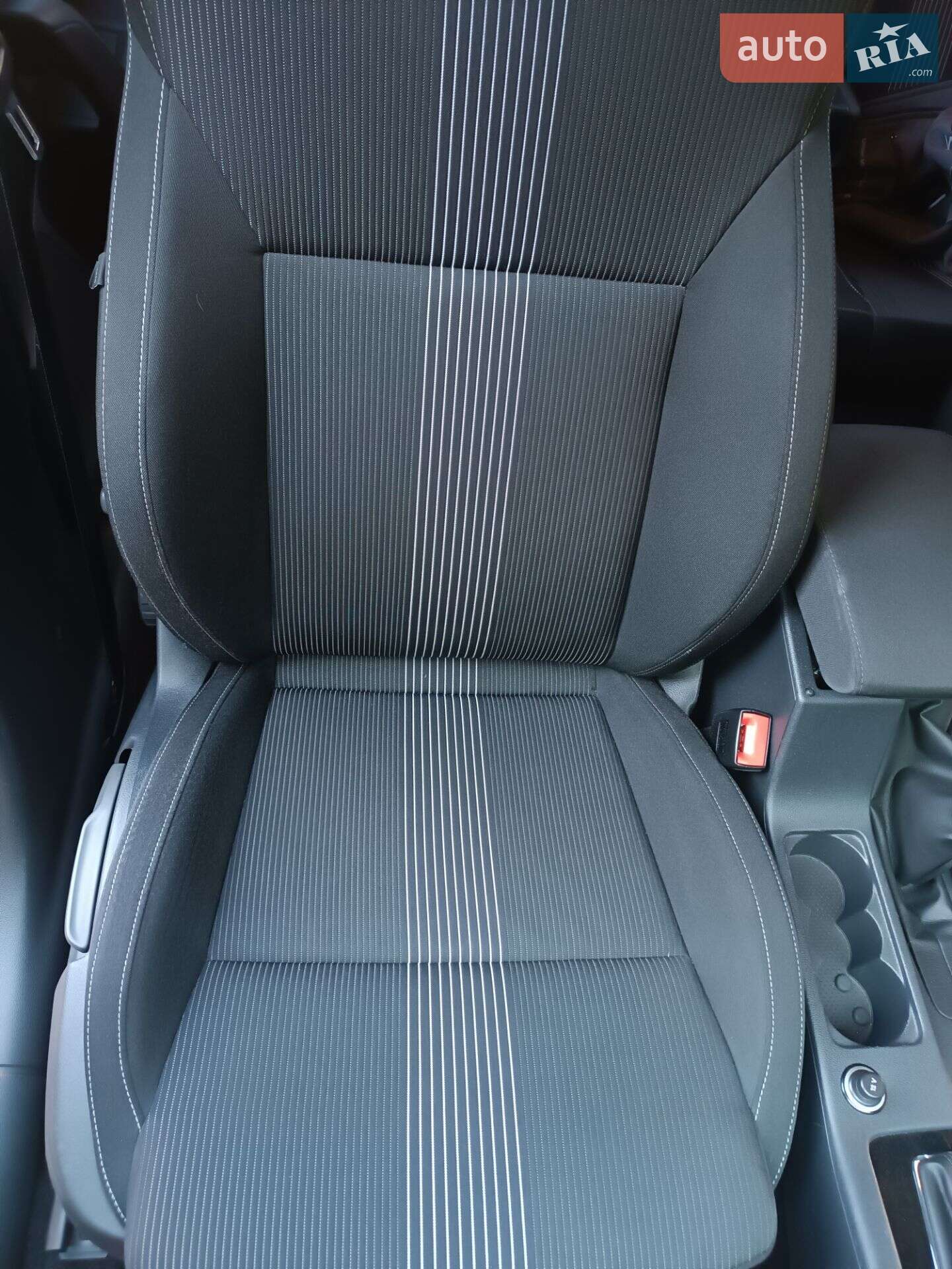 Skoda Octavia 2019 VIN TMBJJ9NE8K0144828 фото оголошення 30 з 50