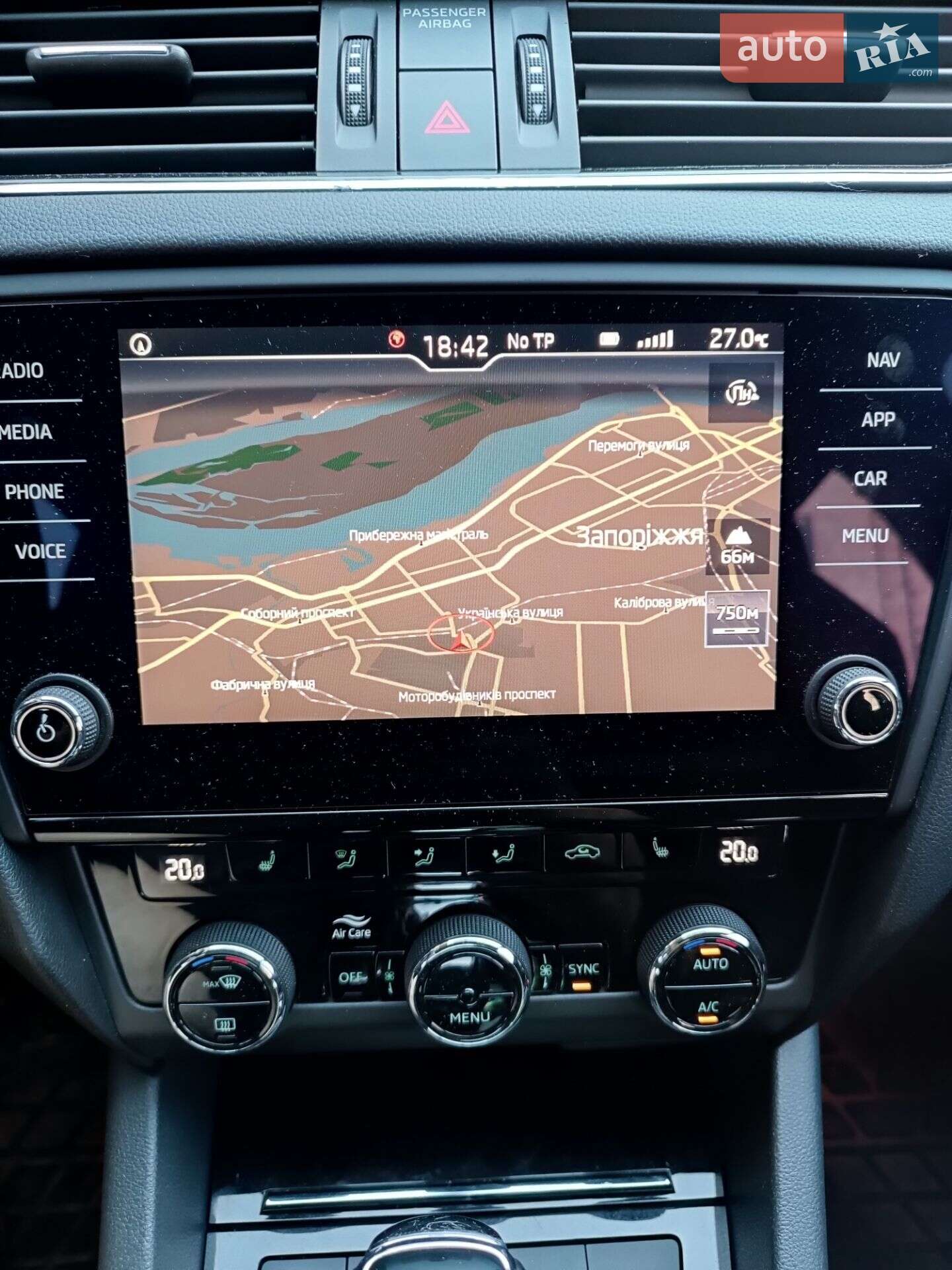 Skoda Octavia 2019 VIN TMBJJ9NE8K0144828 фото оголошення 38 з 50
