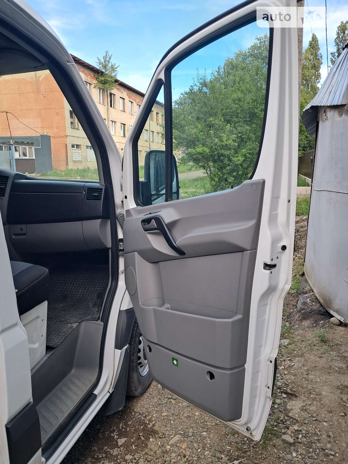 Mercedes-Benz Sprinter 2015 VIN WDB9066131P228849 фото оголошення 3 з 17