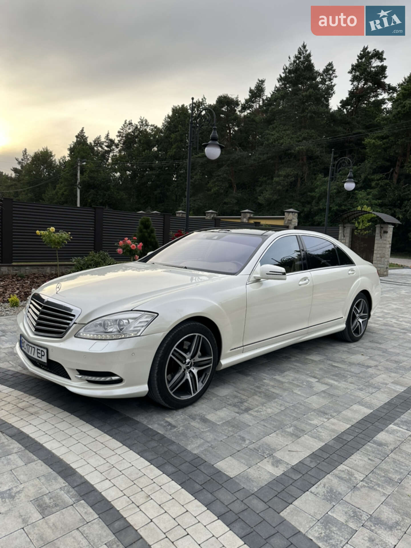 Mercedes-Benz S-Class 2013 VIN WDDNG9EB0DA533729 фото оголошення 6 з 31