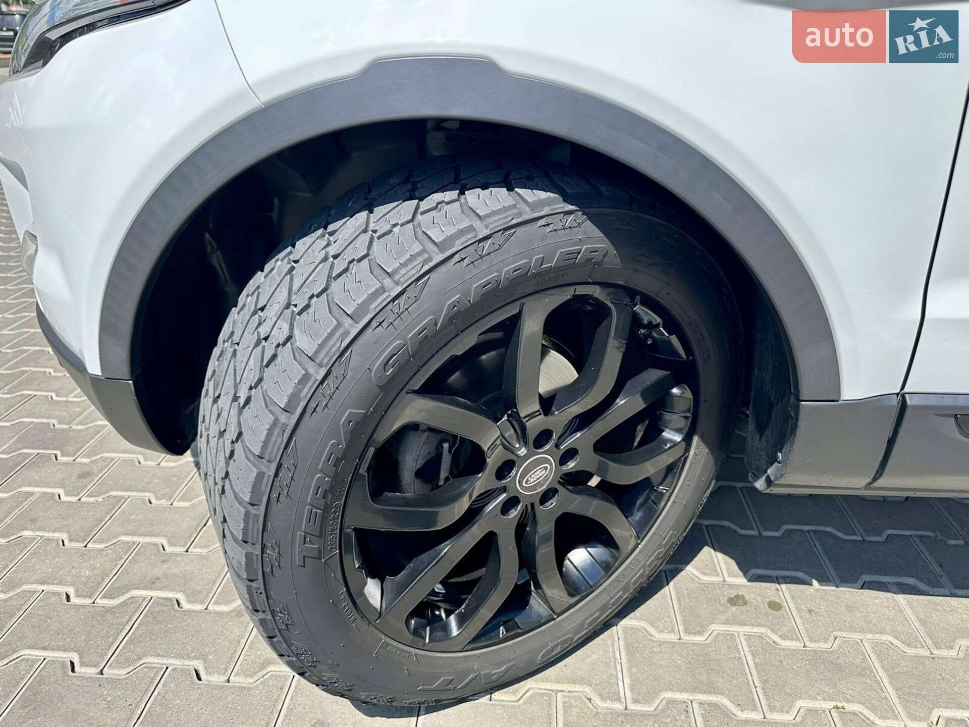 Land Rover Range Rover Evoque 2015 VIN SALVP2BG8FH054169 фото оголошення 17 з 27