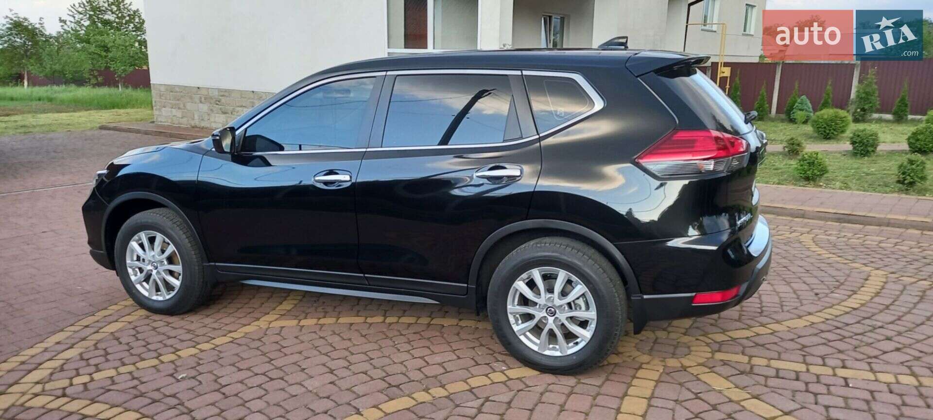 Nissan X-Trail 2021 VIN JN1TAAT32U0101985 фото оголошення 2 з 35