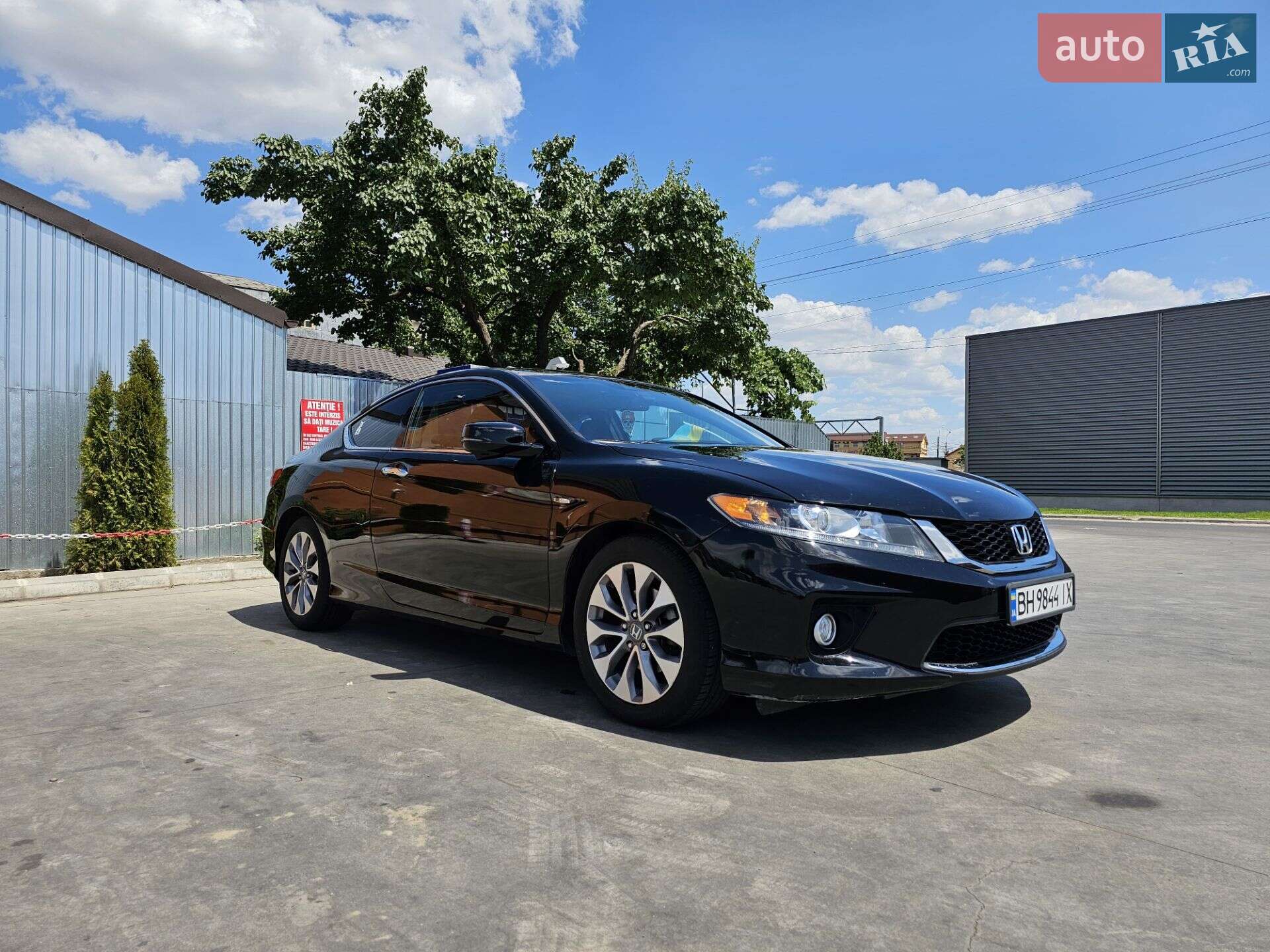 Honda Accord 2012 VIN 1HGCT1B83DA002517 фото оголошення 4 з 48