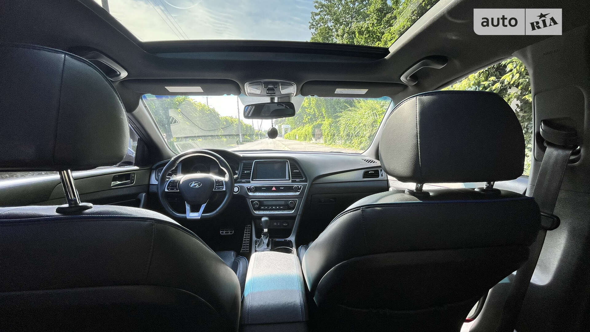 Hyundai Sonata 2019 VIN 5NPE34ABXKH805109 фото оголошення 24 з 39