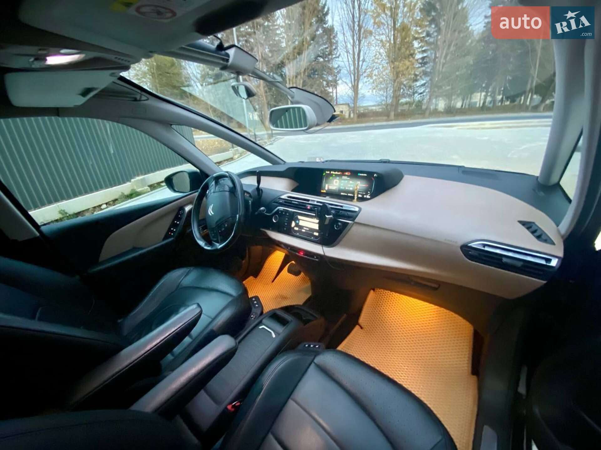 Citroen C4 Picasso 2016 VIN VF73AAHXTGJ701752 фото оголошення 2 з 10