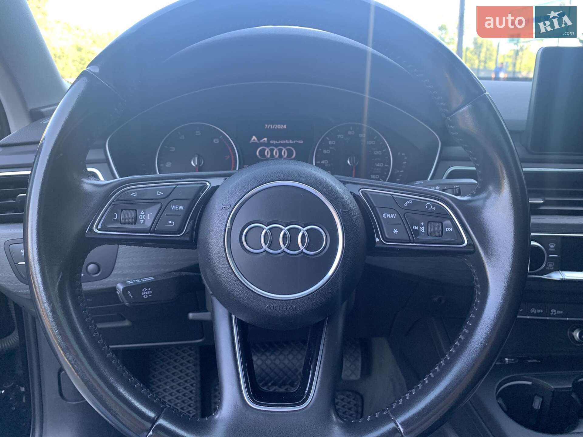 Audi A4 2016 VIN WAUANAF4XHN018880 фото оголошення 4 з 16