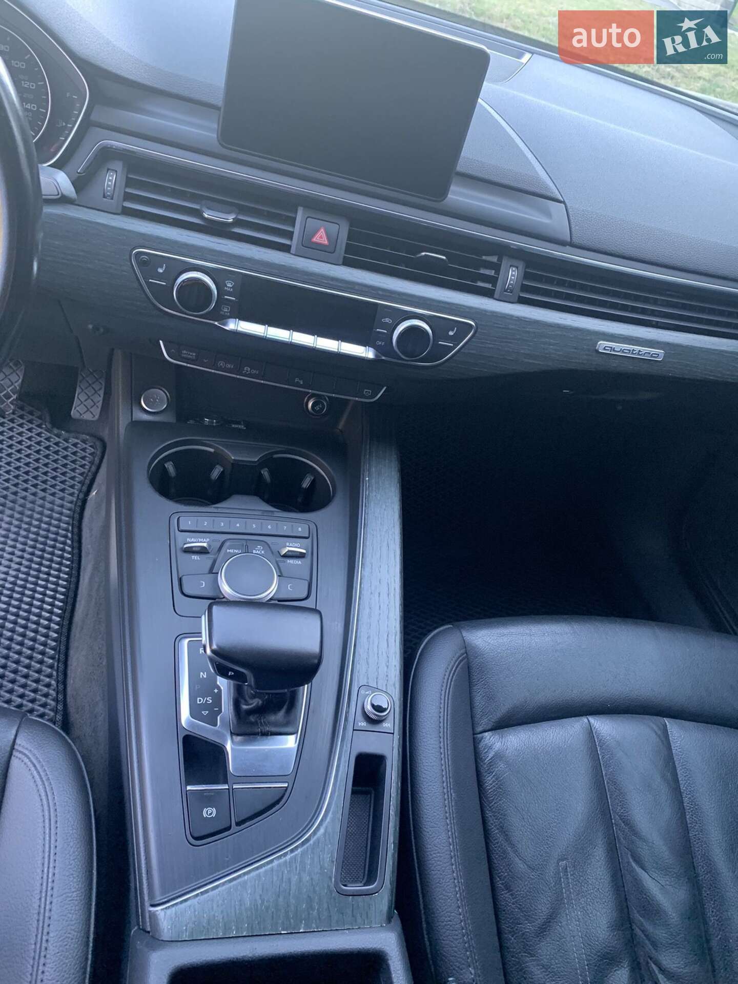 Audi A4 2016 VIN WAUANAF4XHN018880 фото оголошення 13 з 16