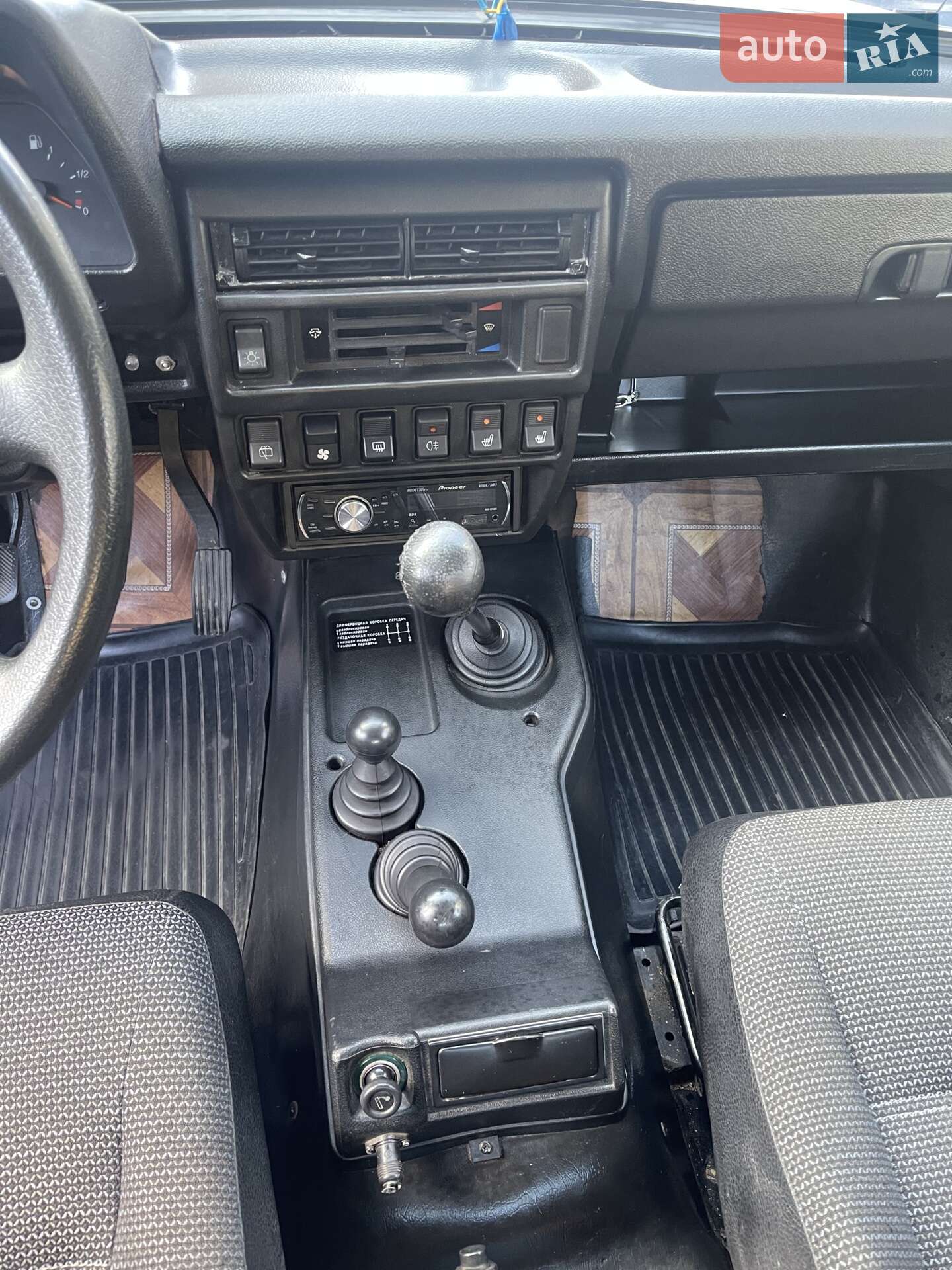 ВАЗ / Lada 21214 / 4x4 2015 VIN XTA212140G2235143 фото оголошення 6 з 7