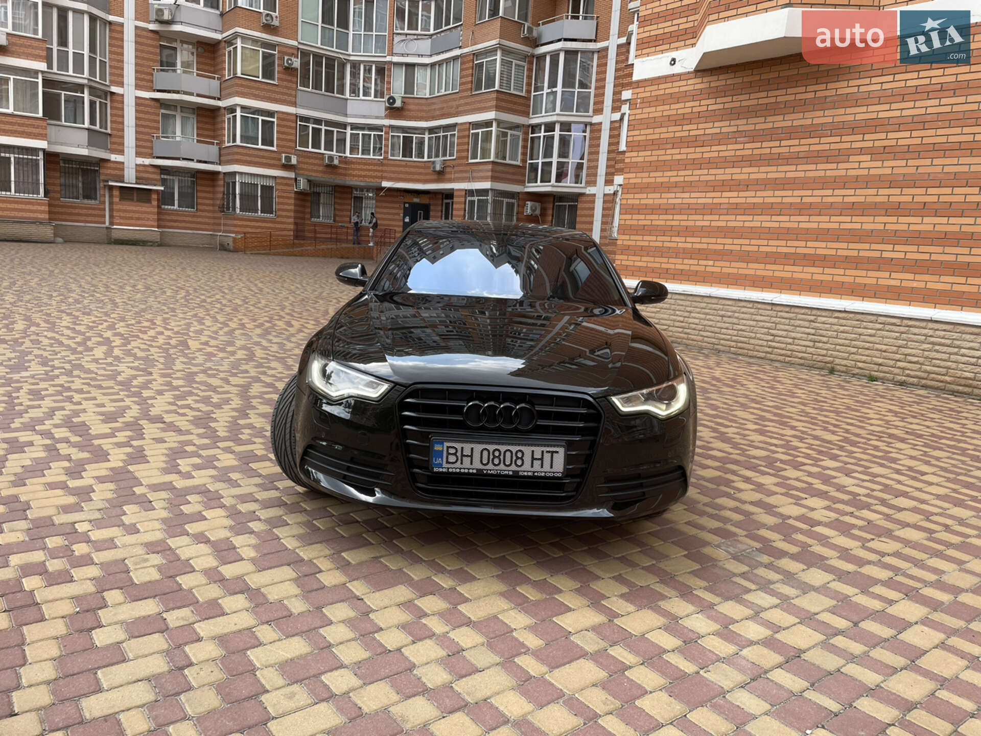 Audi A6 2011 VIN WAUZZZ4G8BN021352 фото оголошення 8 з 12