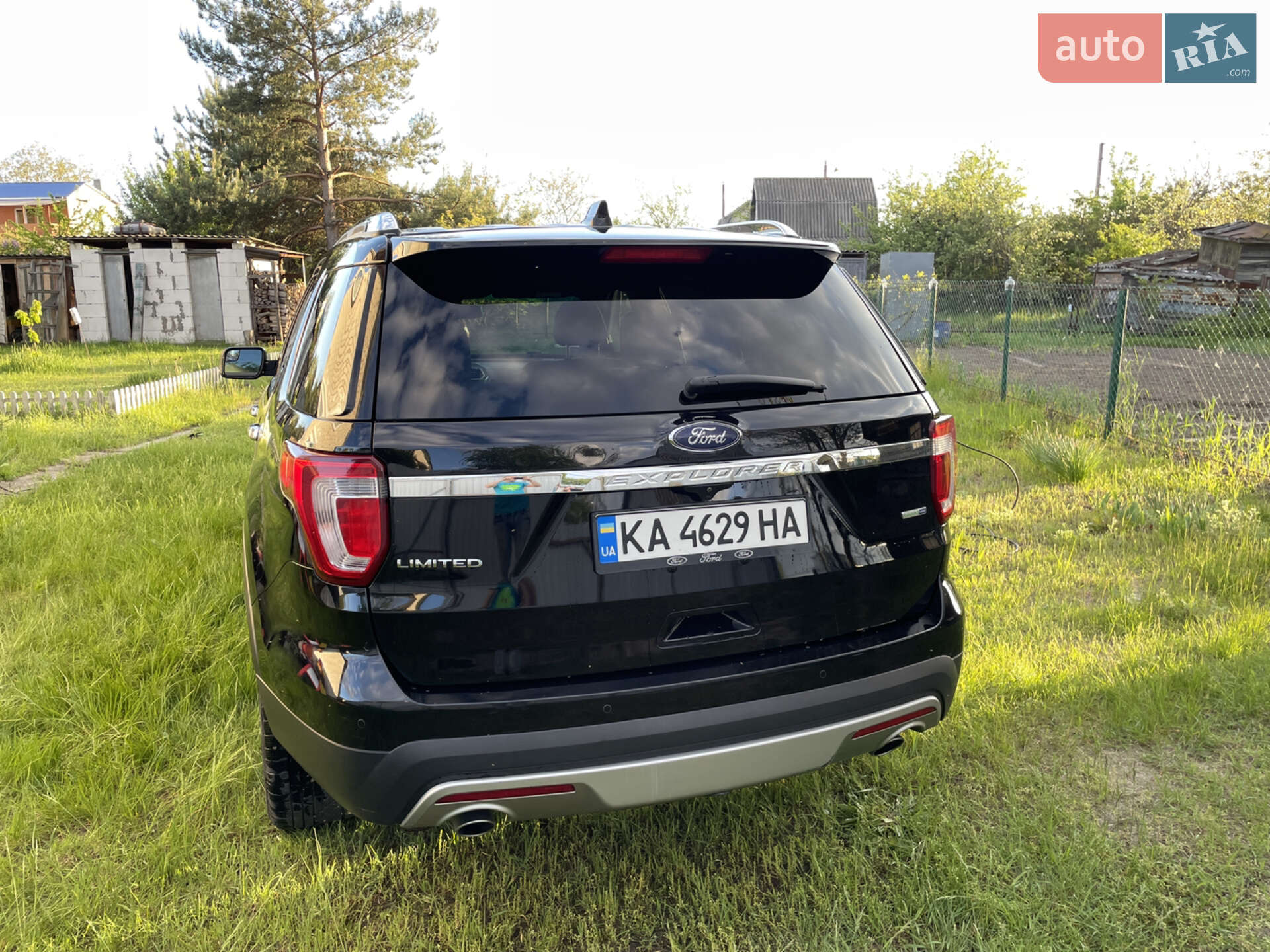 Ford Explorer 2016 VIN 1FM5K8F80GGC94105 фото оголошення 2 з 11