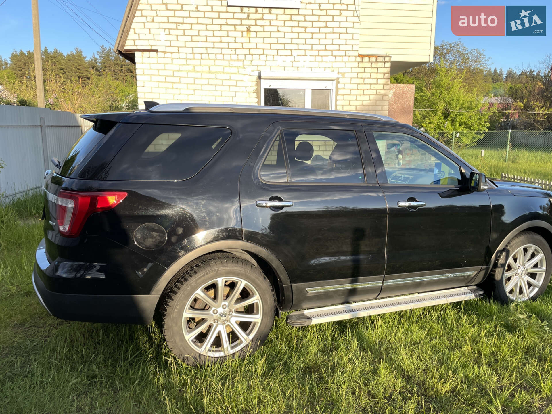Ford Explorer 2016 VIN 1FM5K8F80GGC94105 фото оголошення 10 з 11