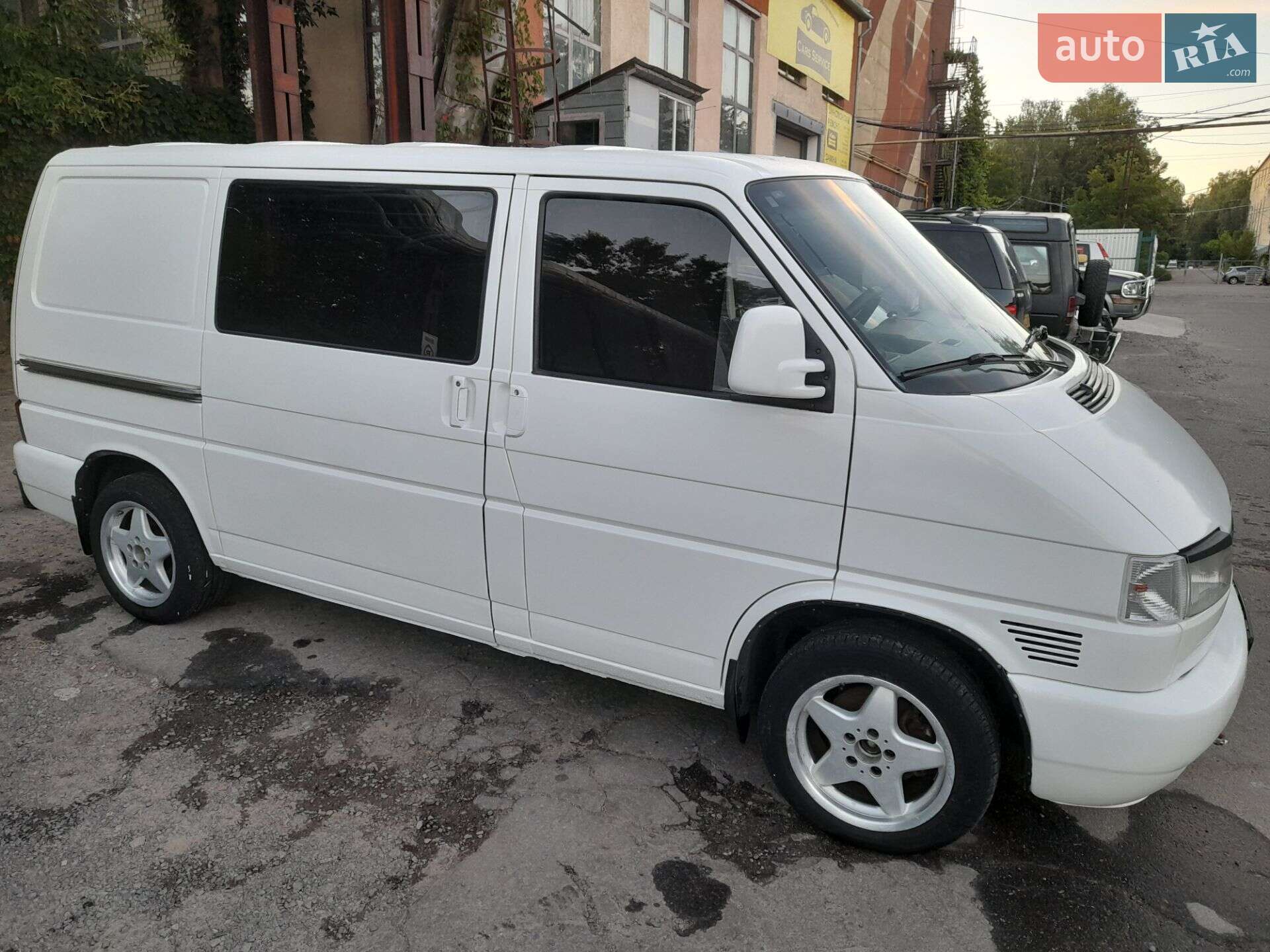 Volkswagen Transporter 1998 VIN WV1ZZZ70ZXH071765 фото оголошення 3 з 7