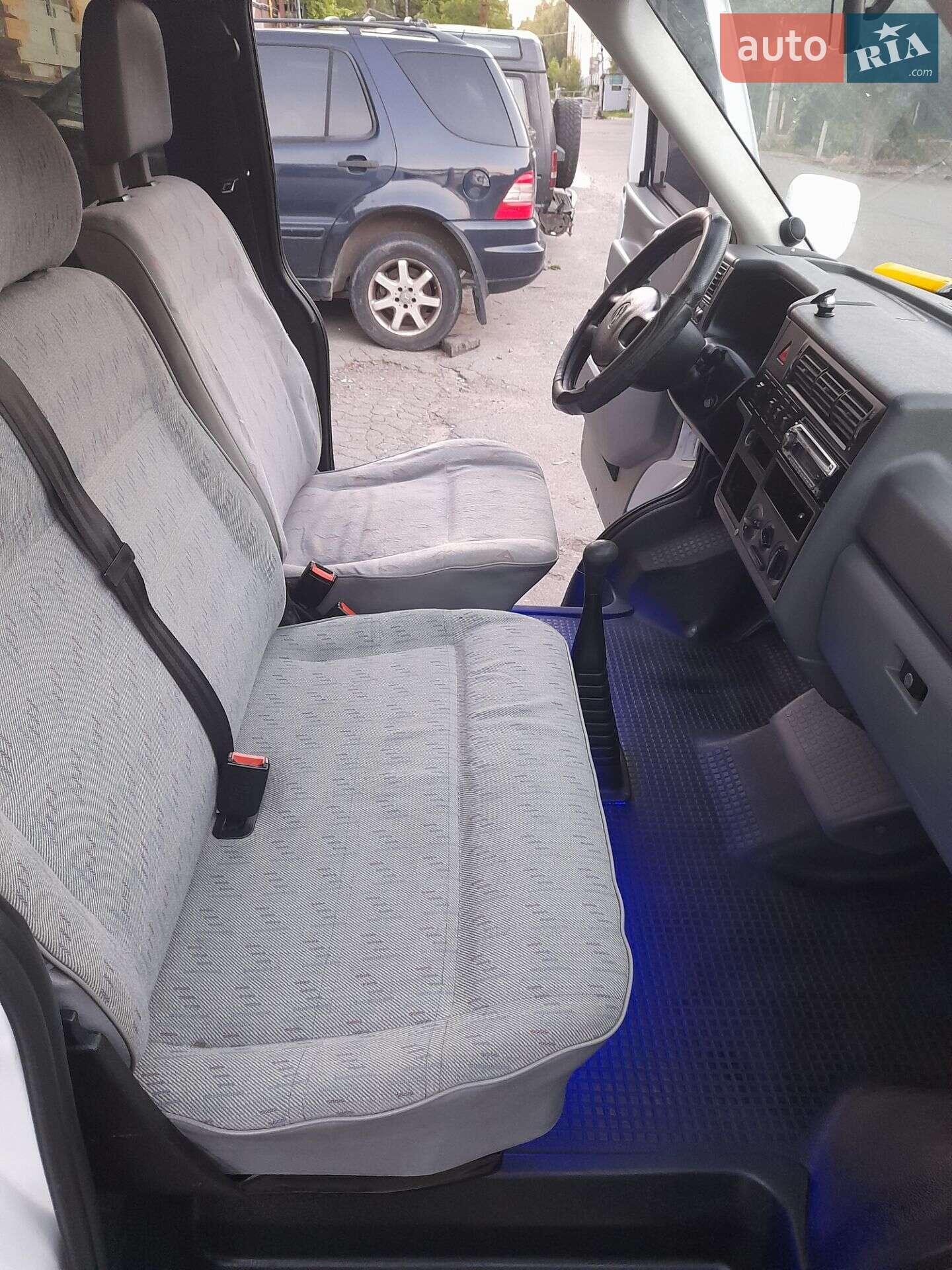 Volkswagen Transporter 1998 VIN WV1ZZZ70ZXH071765 фото оголошення 6 з 7