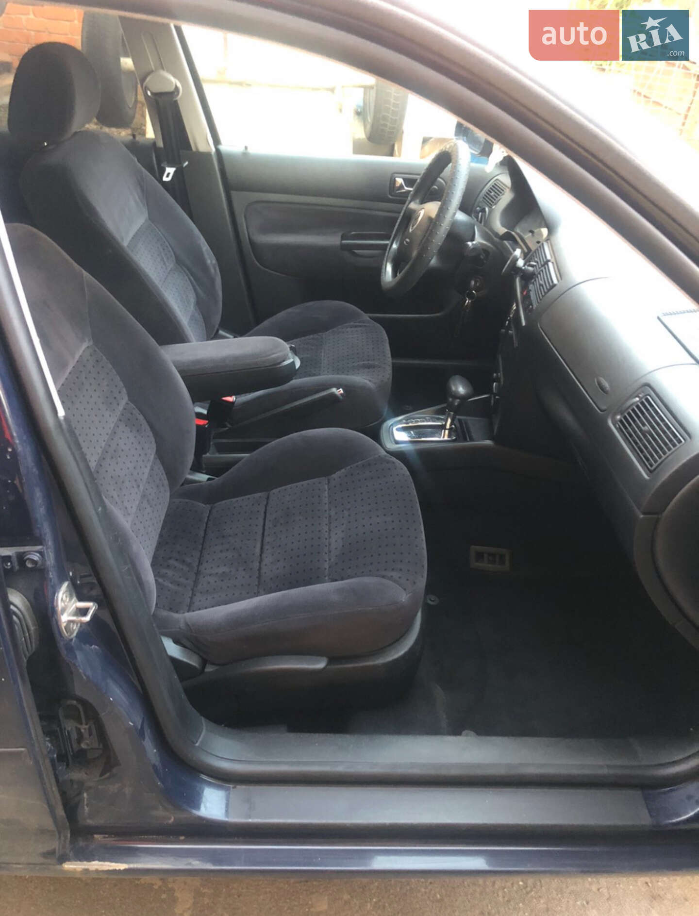 Volkswagen Golf 1999 VIN WVWZZZ1JZYW318981 фото оголошення 2 з 6
