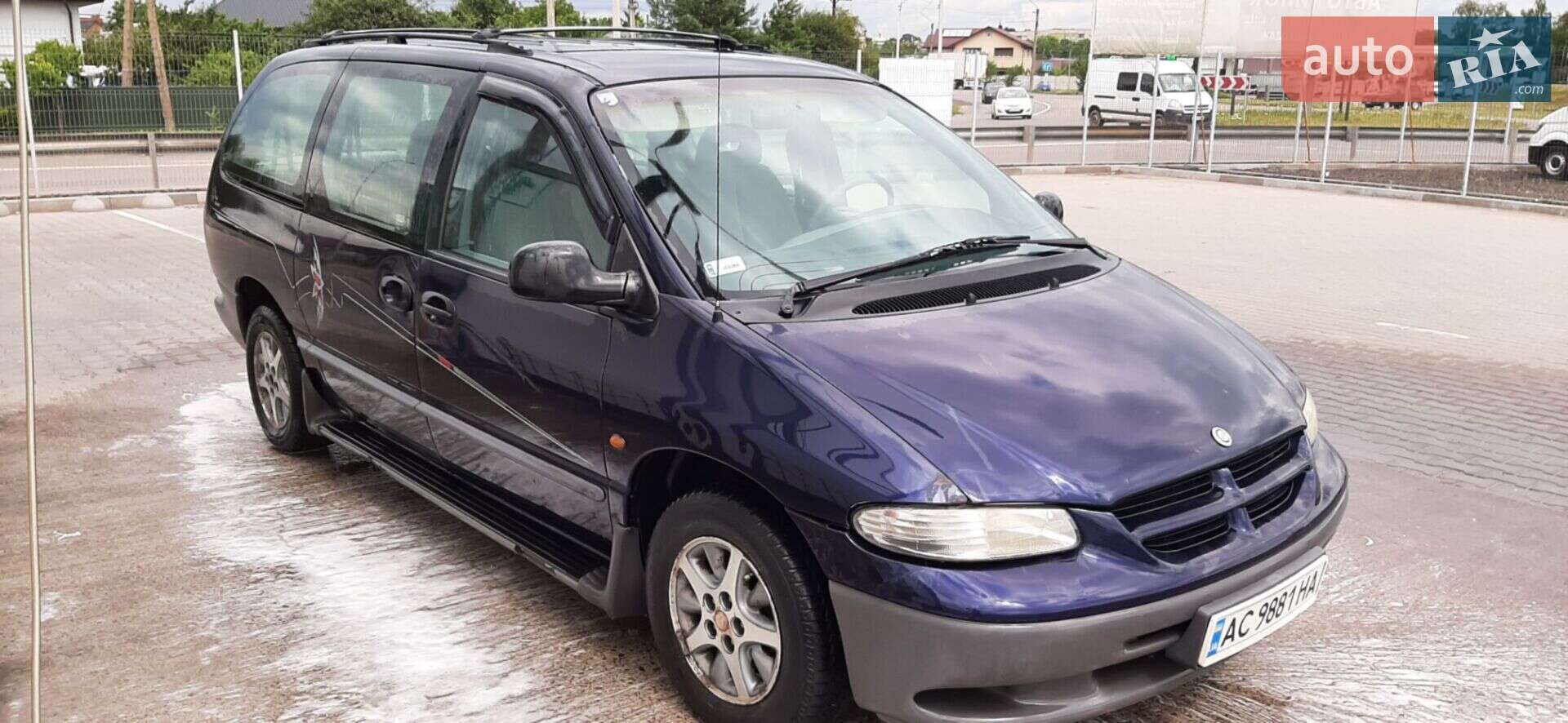 Chrysler Grand Voyager 1998 VIN 1C4GYN5MXWU550713 фото оголошення 6 з 29