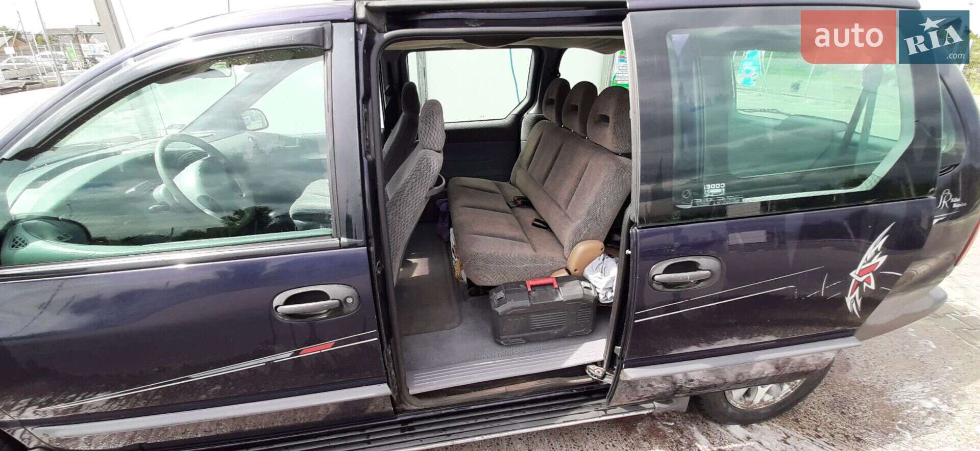 Chrysler Grand Voyager 1998 VIN 1C4GYN5MXWU550713 фото оголошення 10 з 29