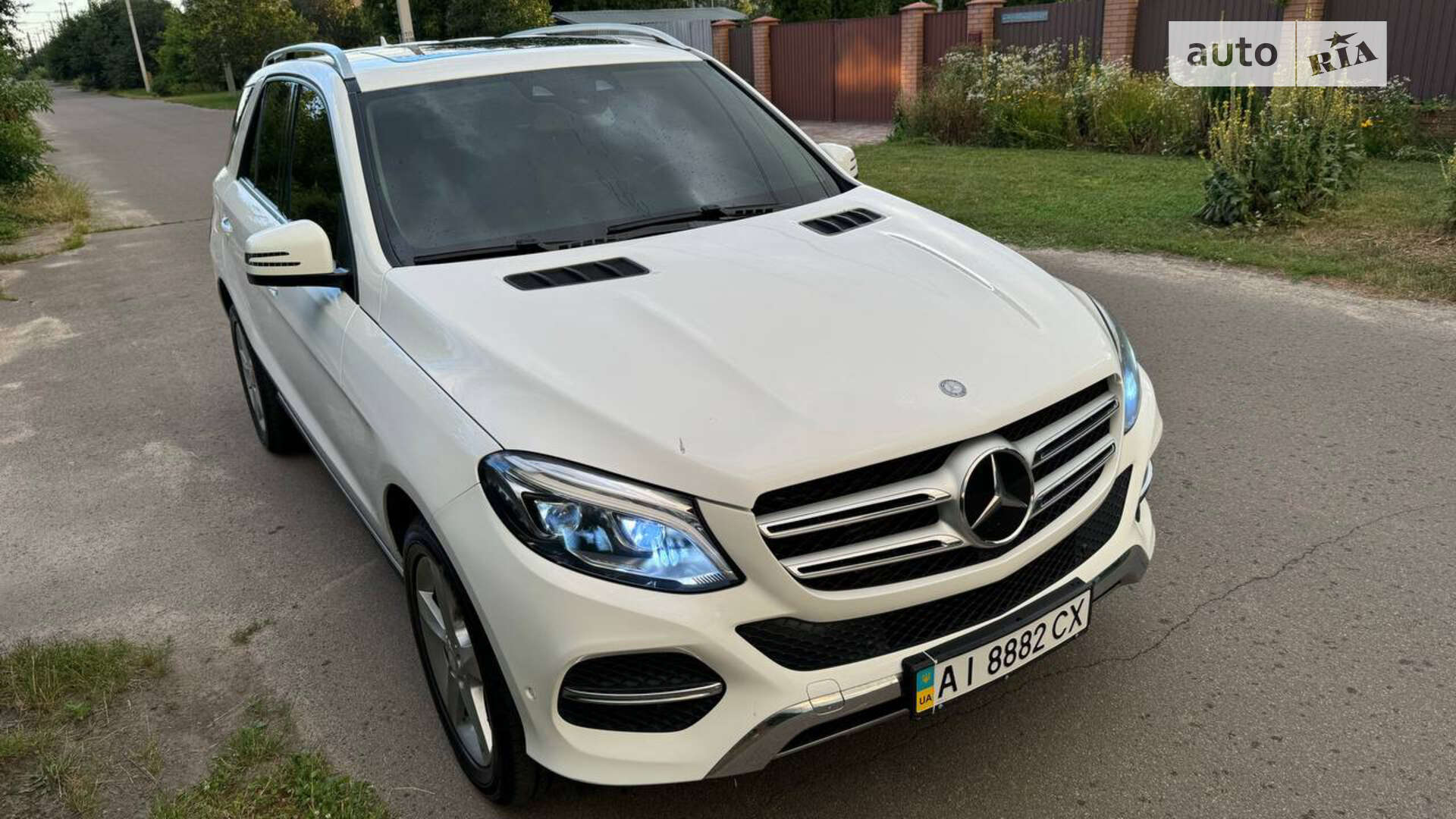 Mercedes-Benz GLE-Class 2016 VIN 4JGDA0EB4GA673740 фото оголошення 5 з 23